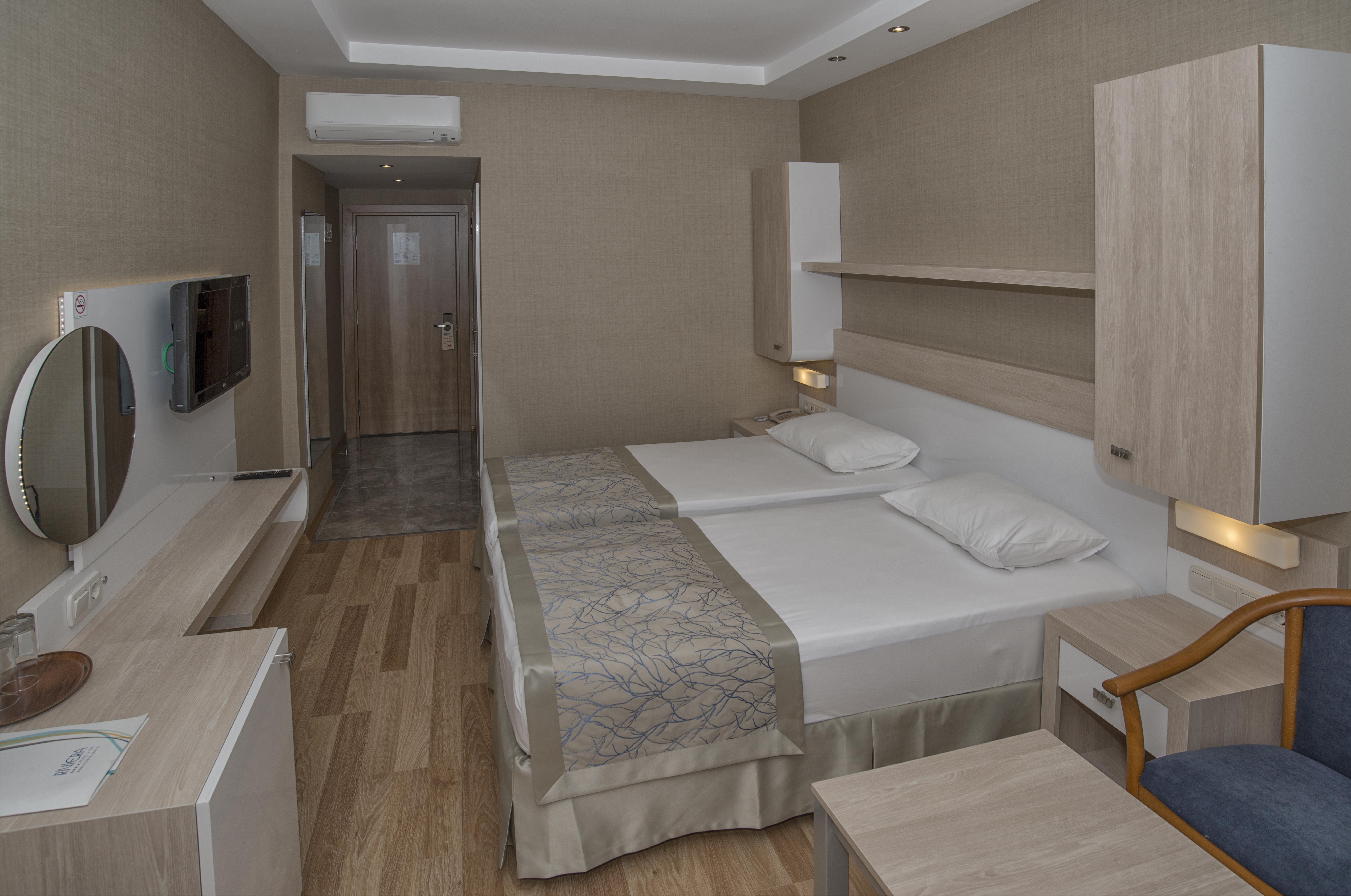 Riviera & 4* Alanya