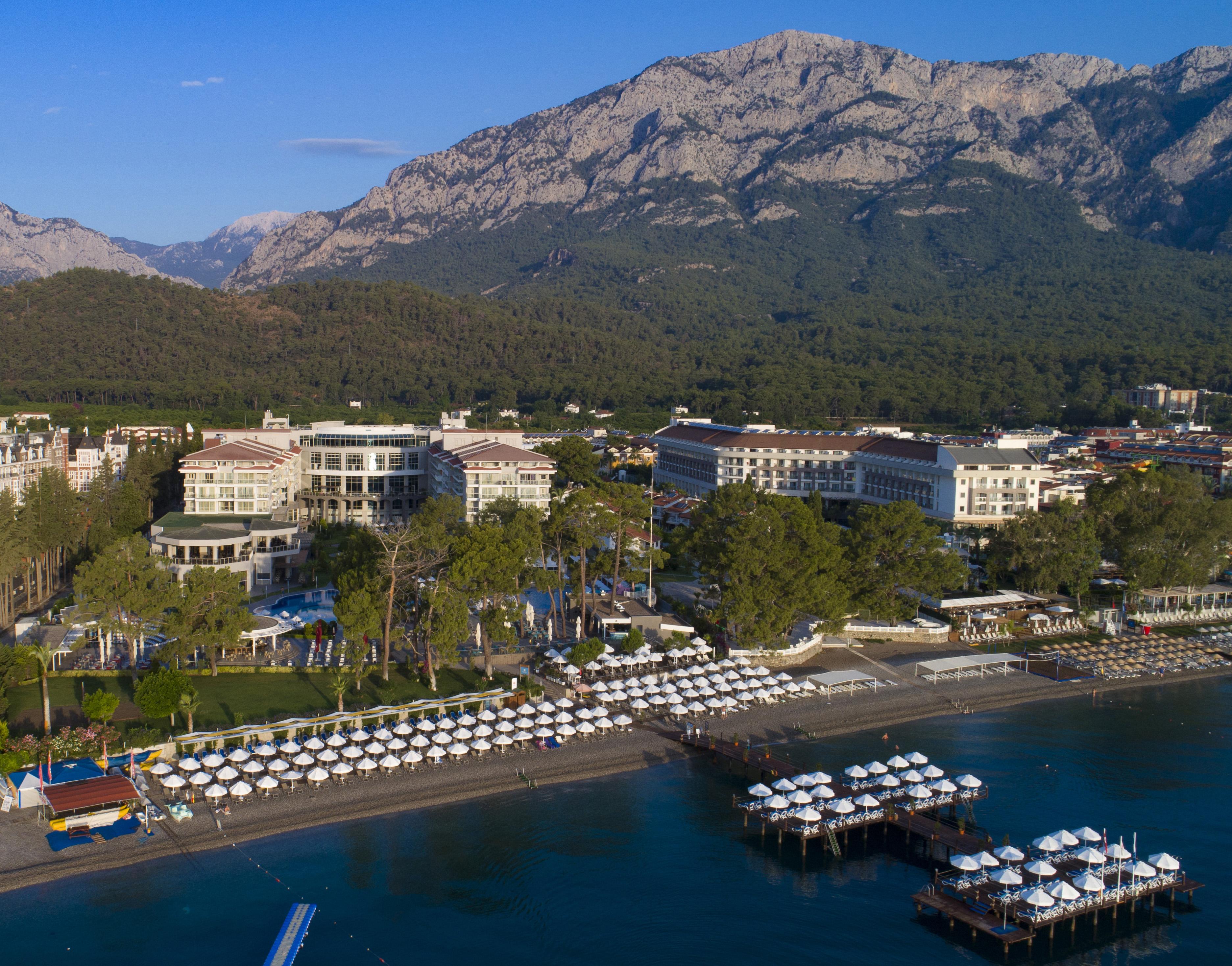 Akra Hotel 5*