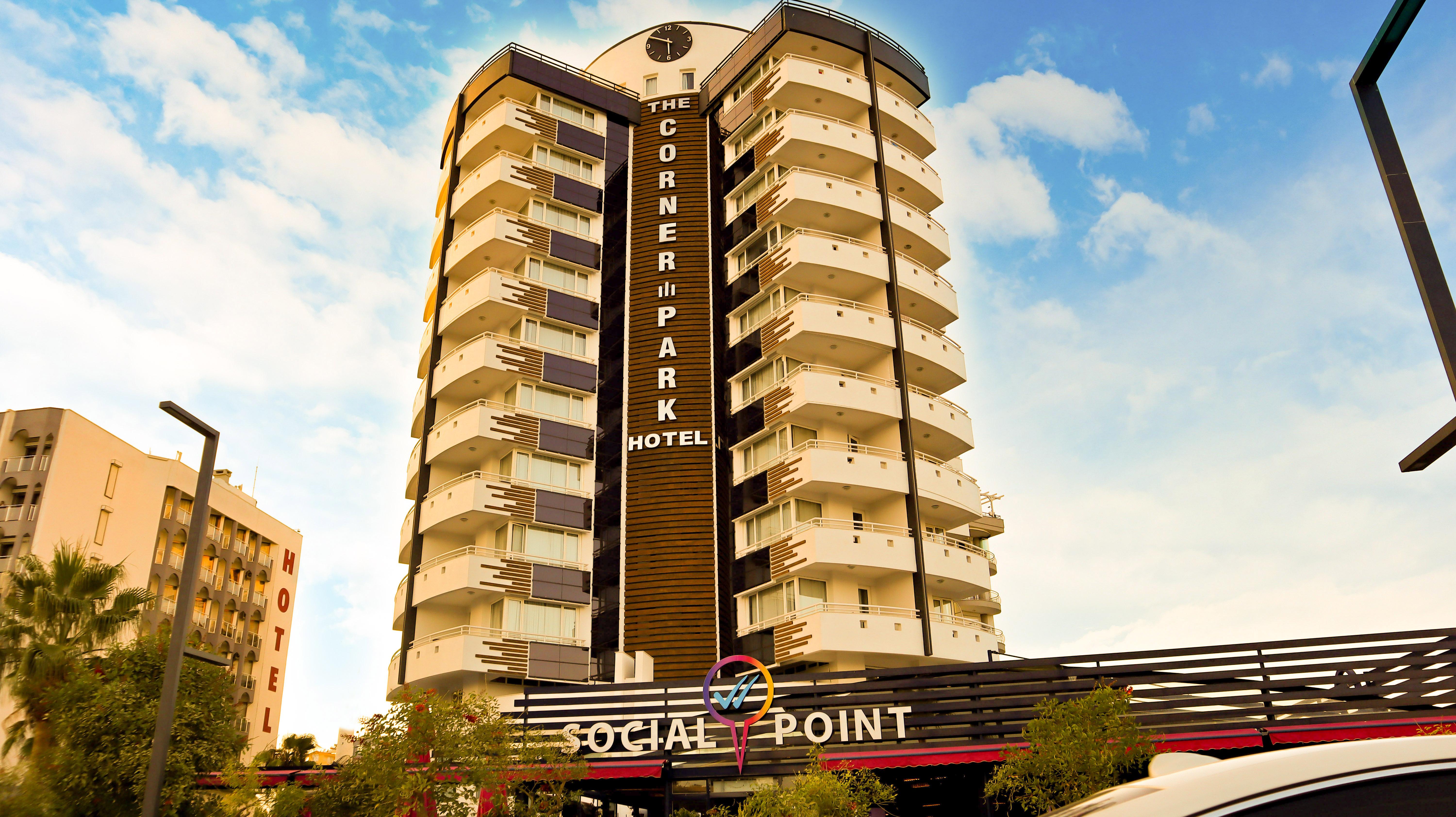 The Corner Park 3*