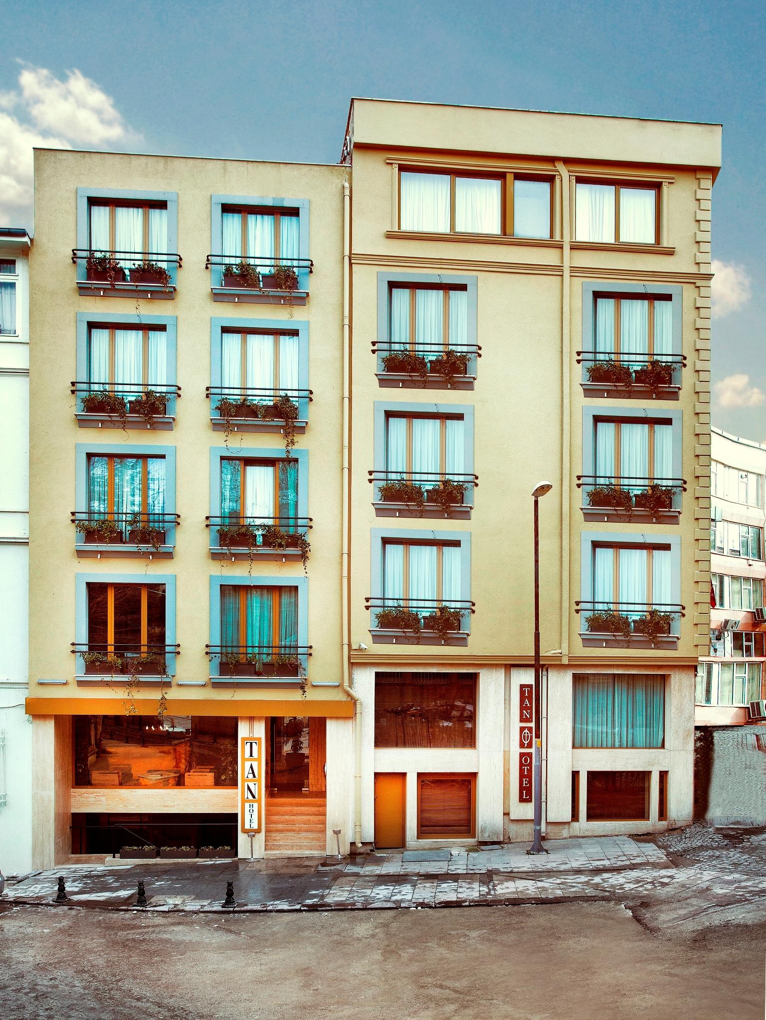 Tan - Special Category 4* Istanbul