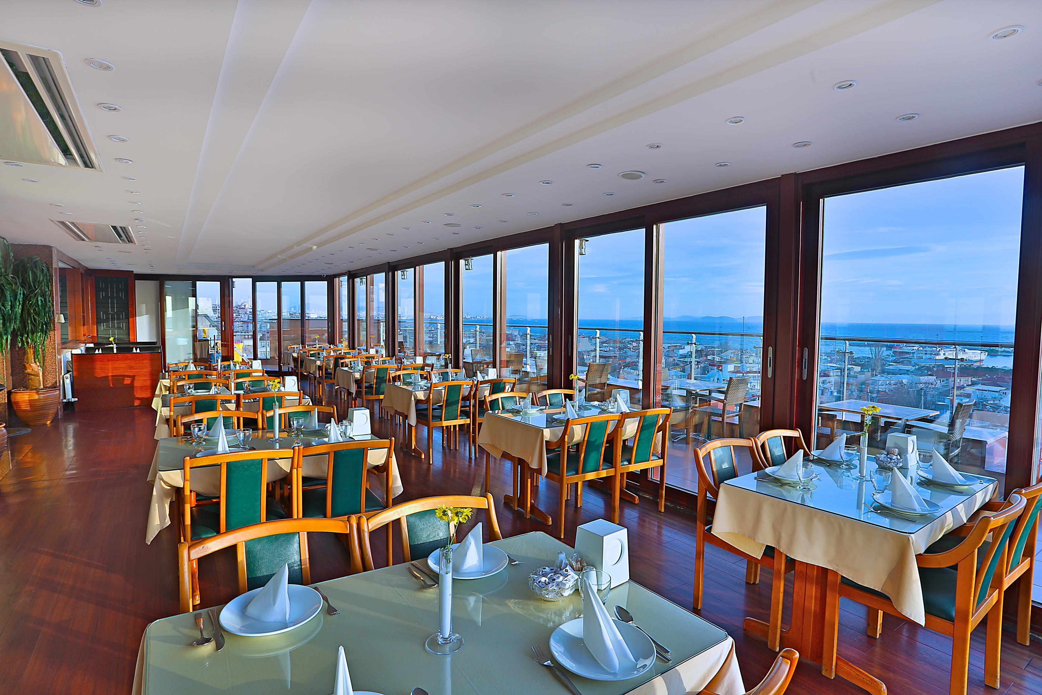 Hotel Grand Madrid 3*