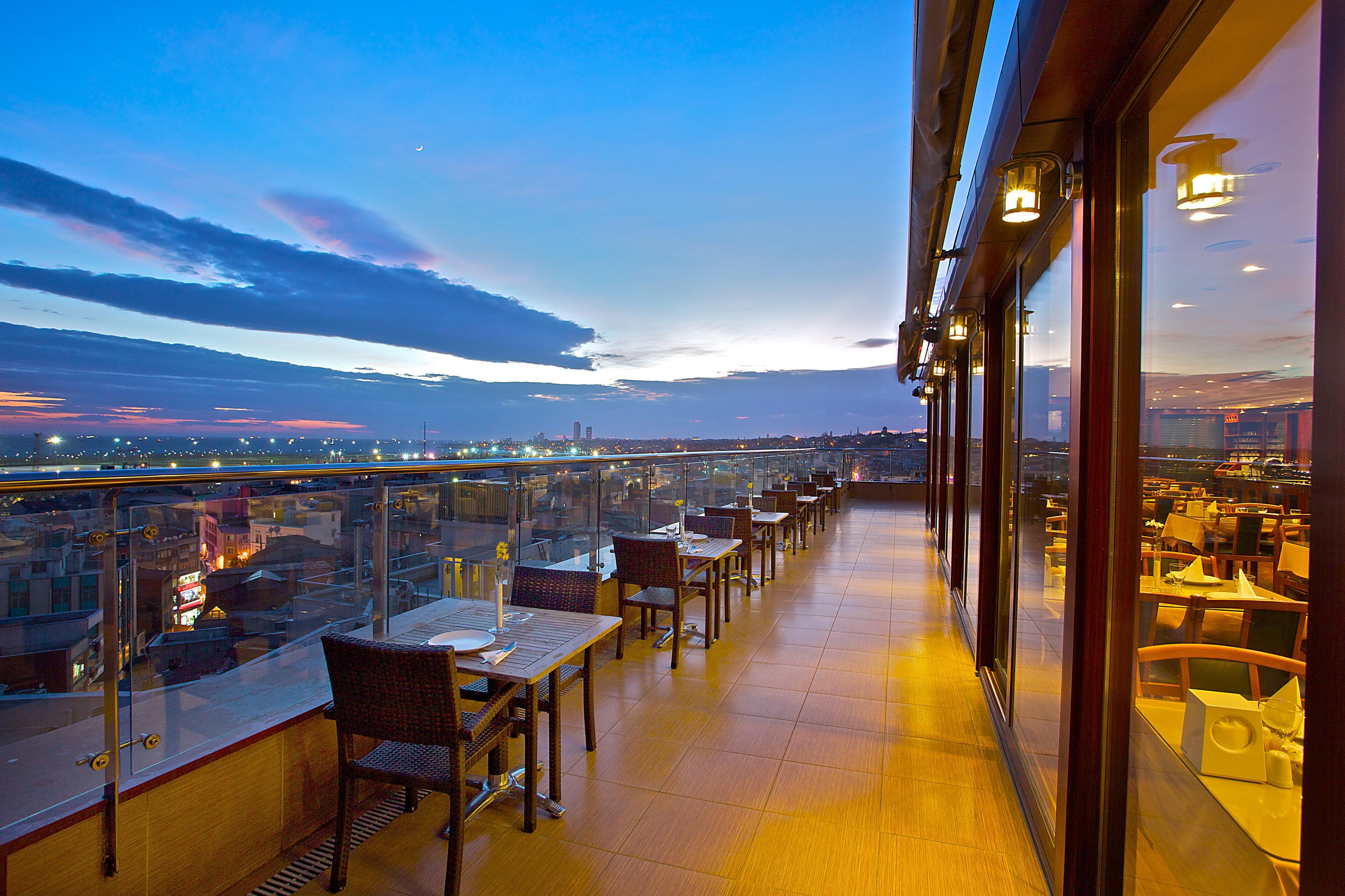 Grand Madrid Hotel