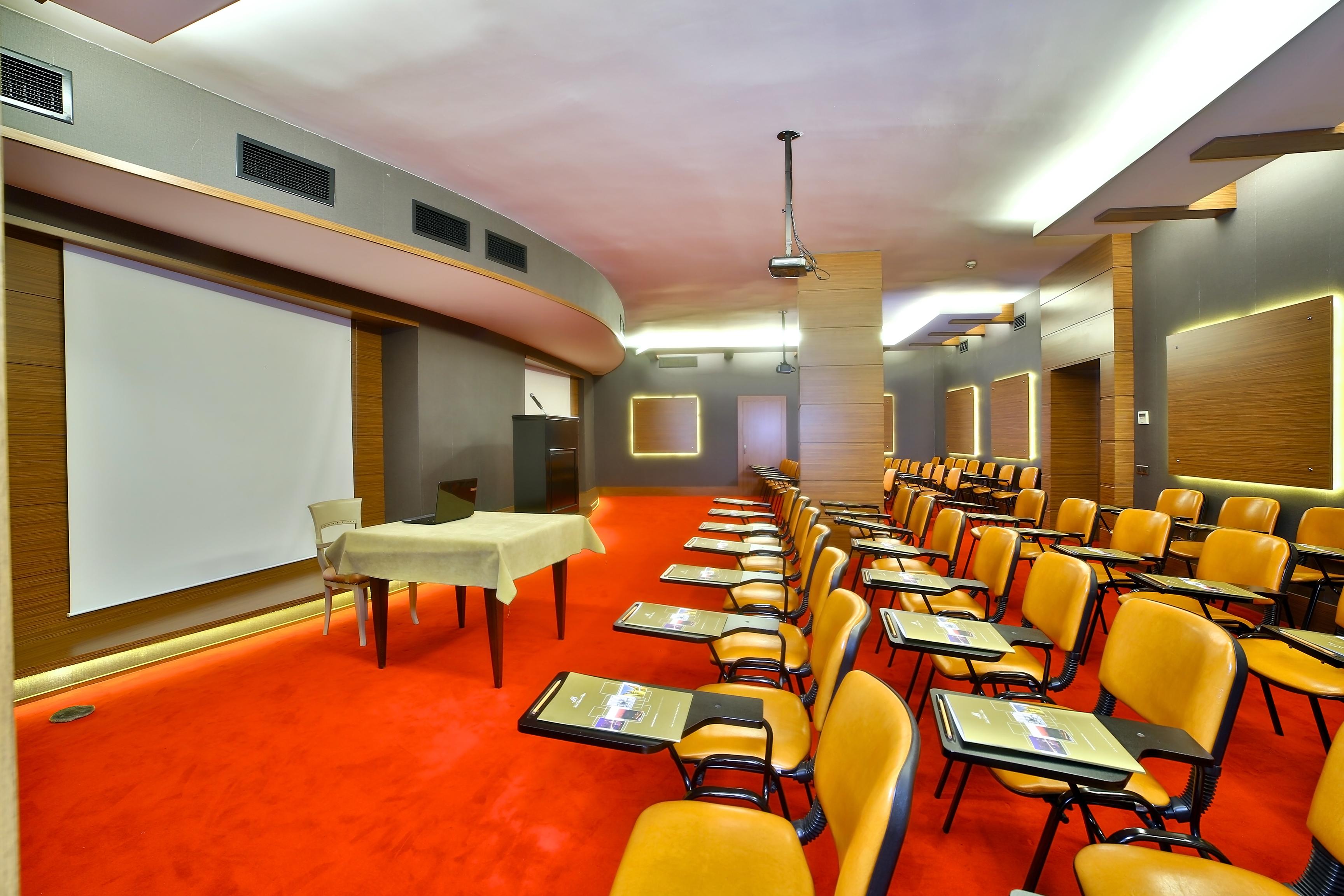 Hotel Bulvar 4*