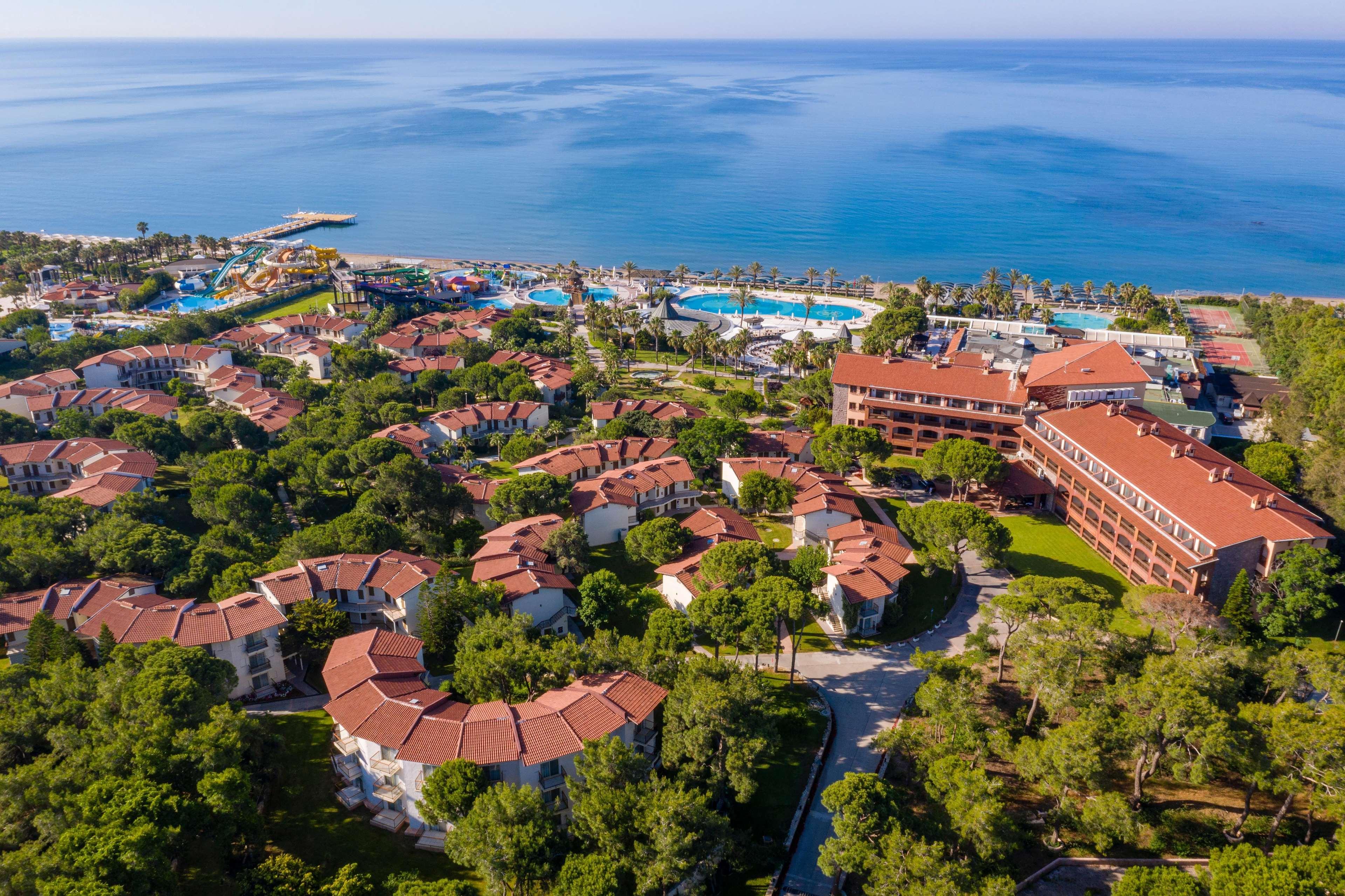 Papillon Belvil Village Resort