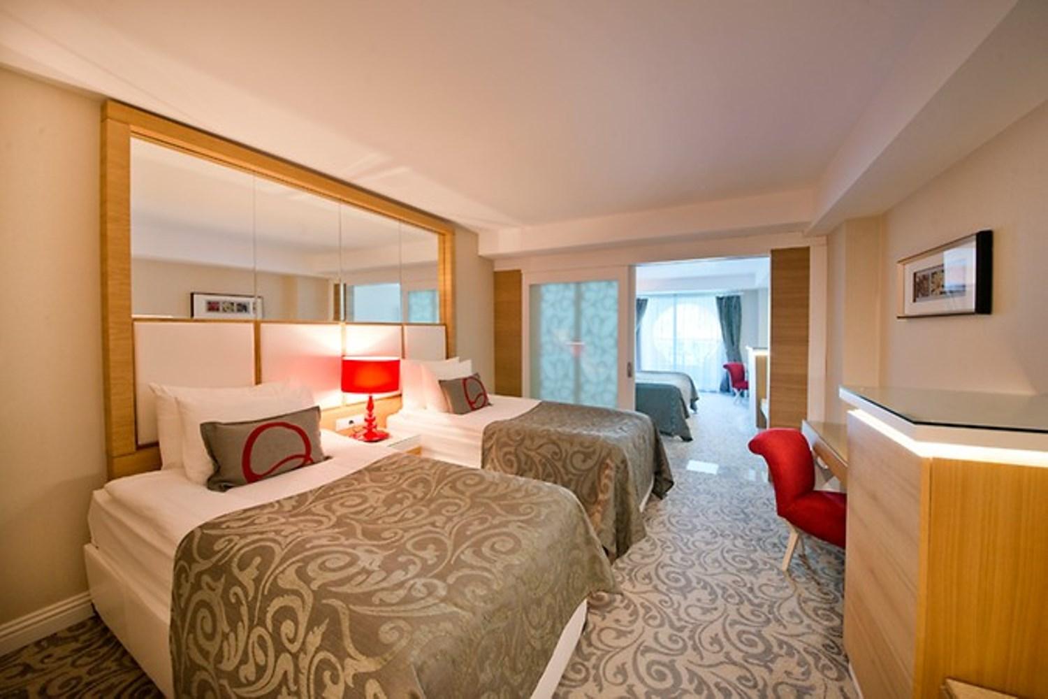 Q Premium 4*