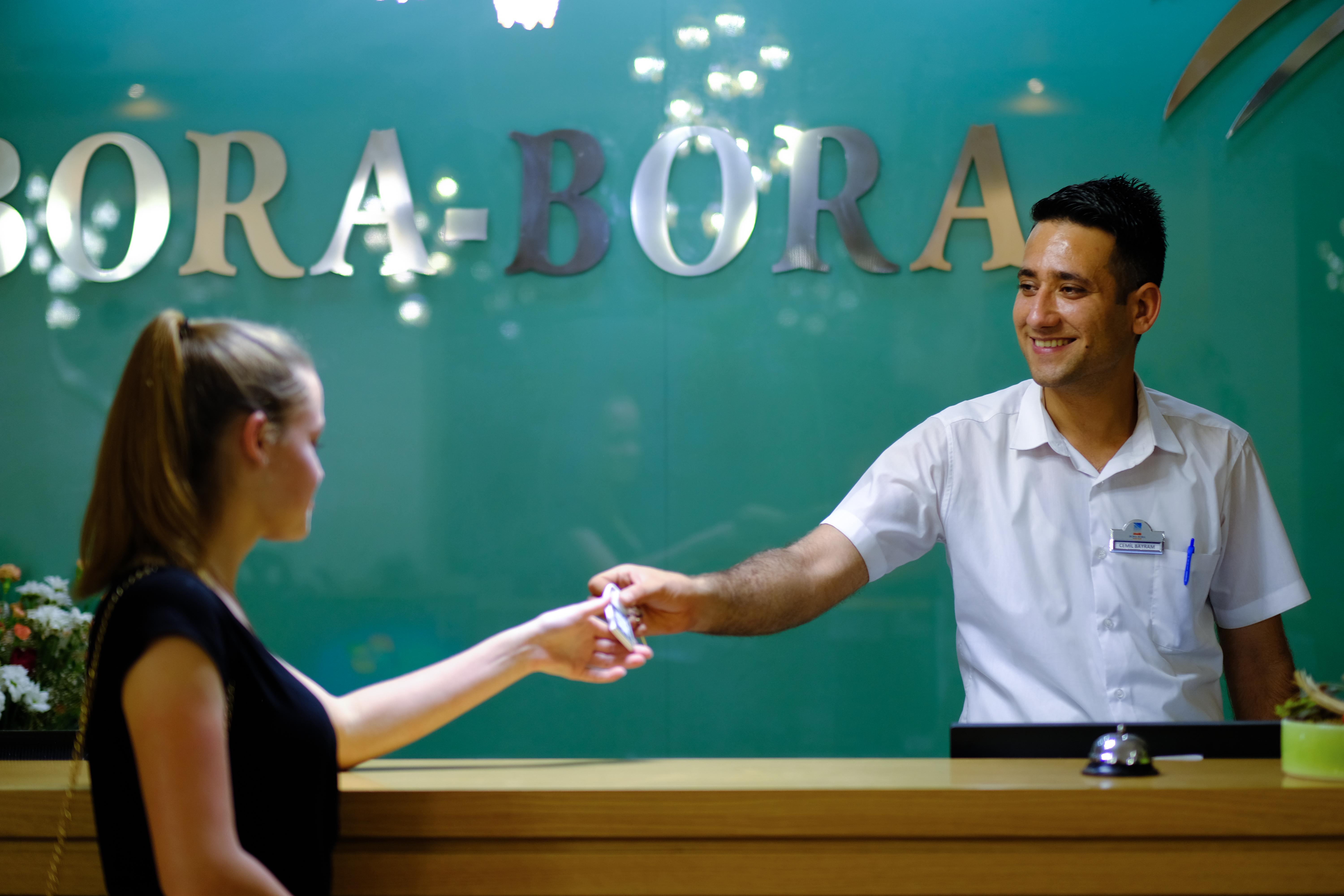 Bora Bora Butik 3*