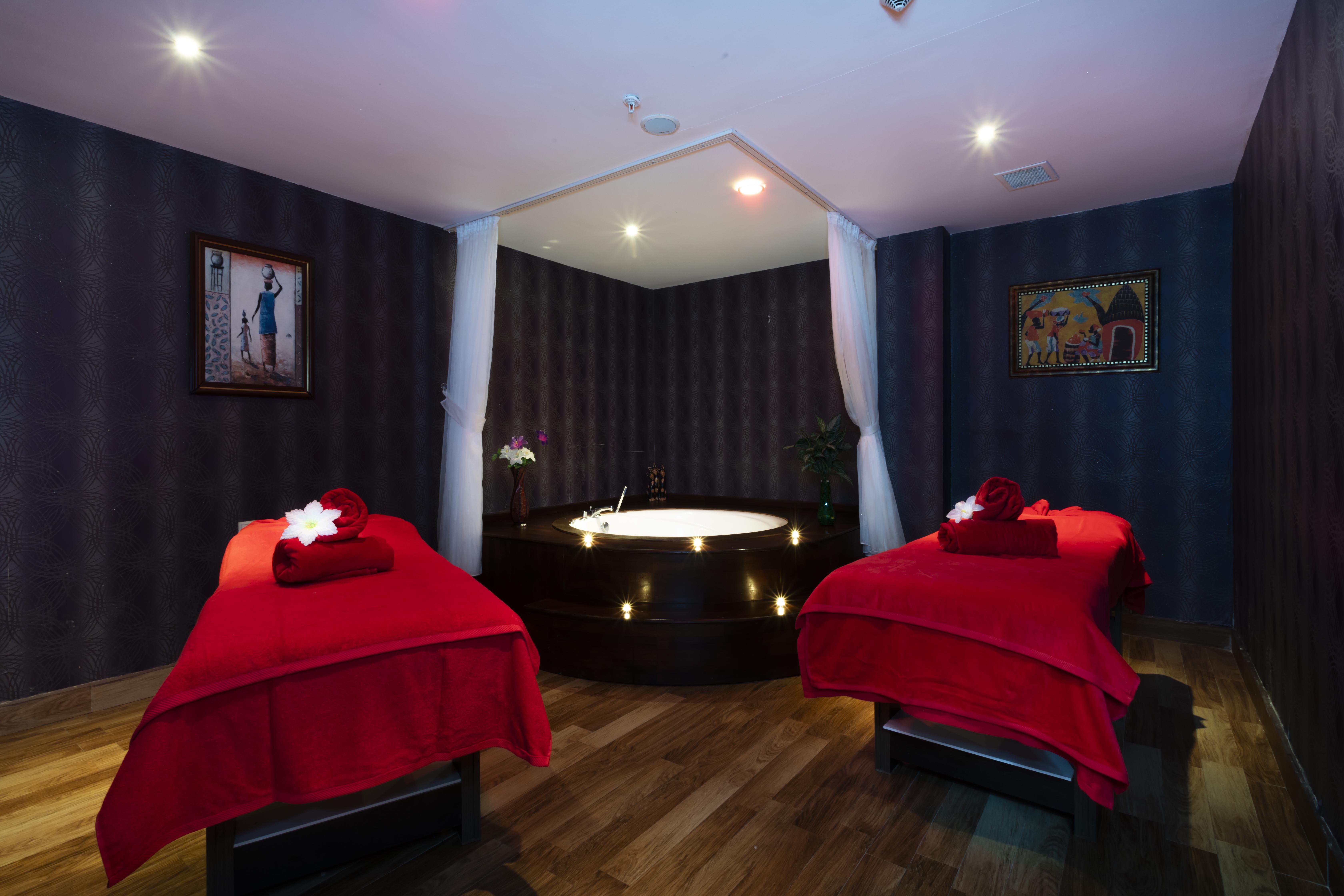 Orange County (adults Only) 5*