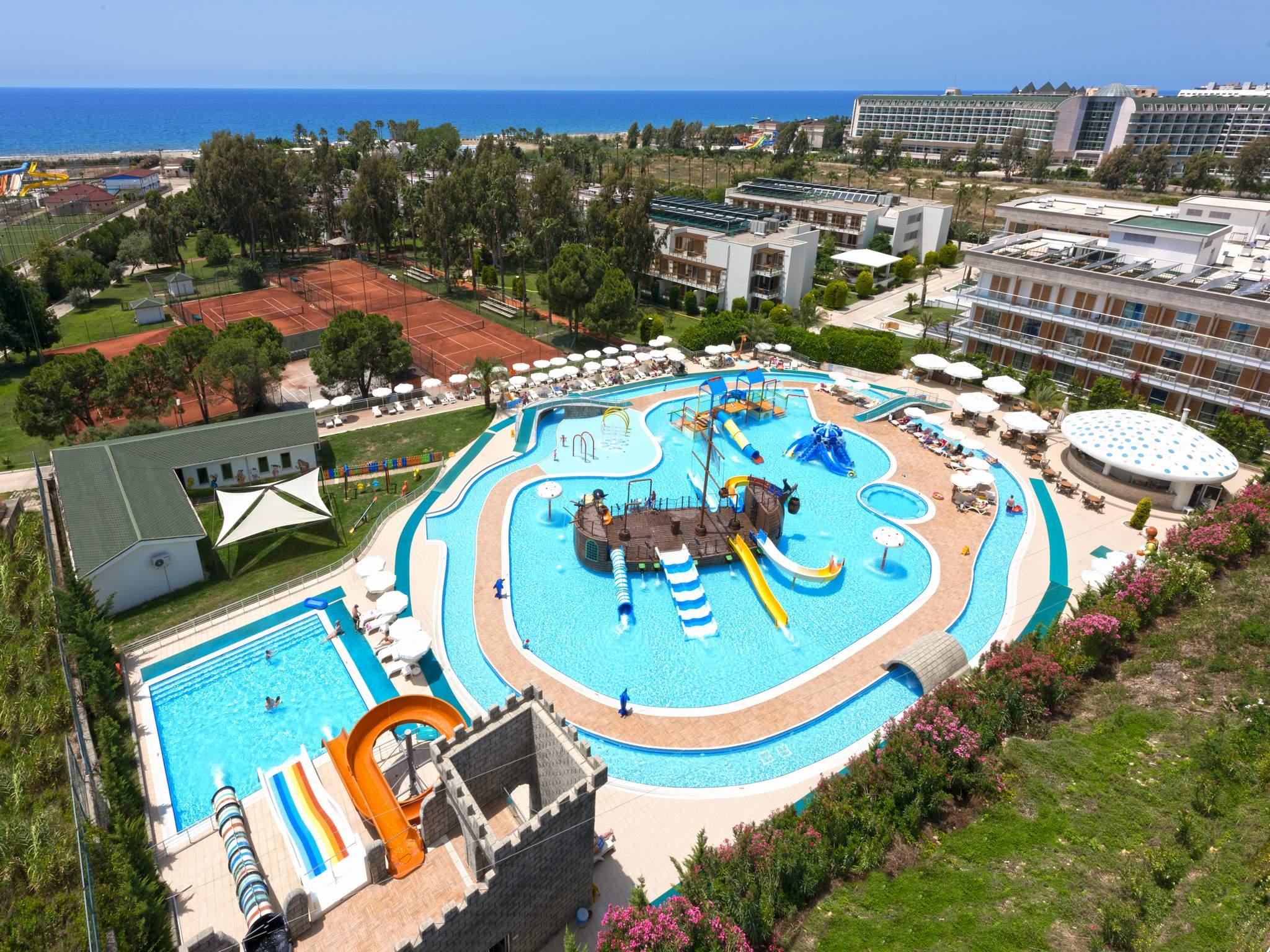 Club Kastalia Village 5*
