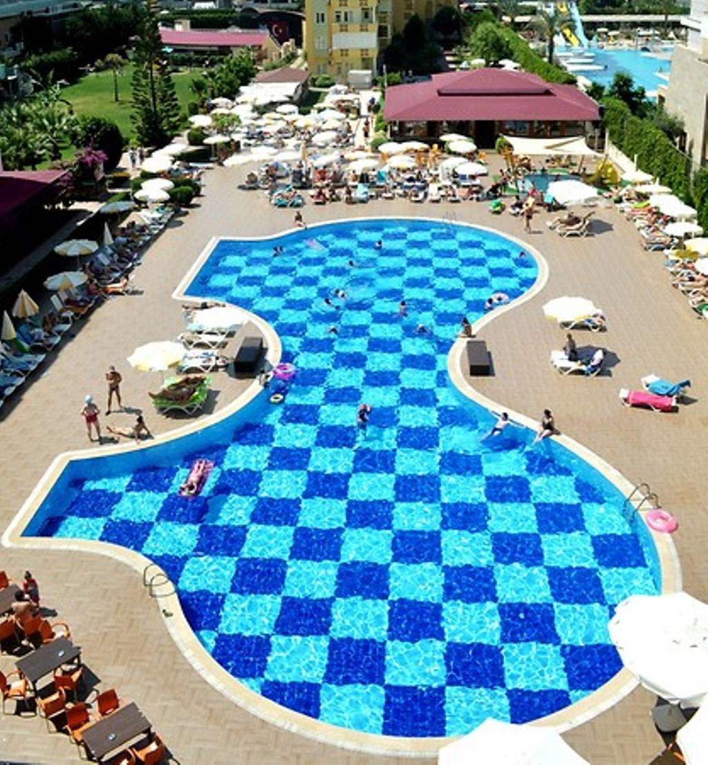 Titan Garden Ultra Resort 4*