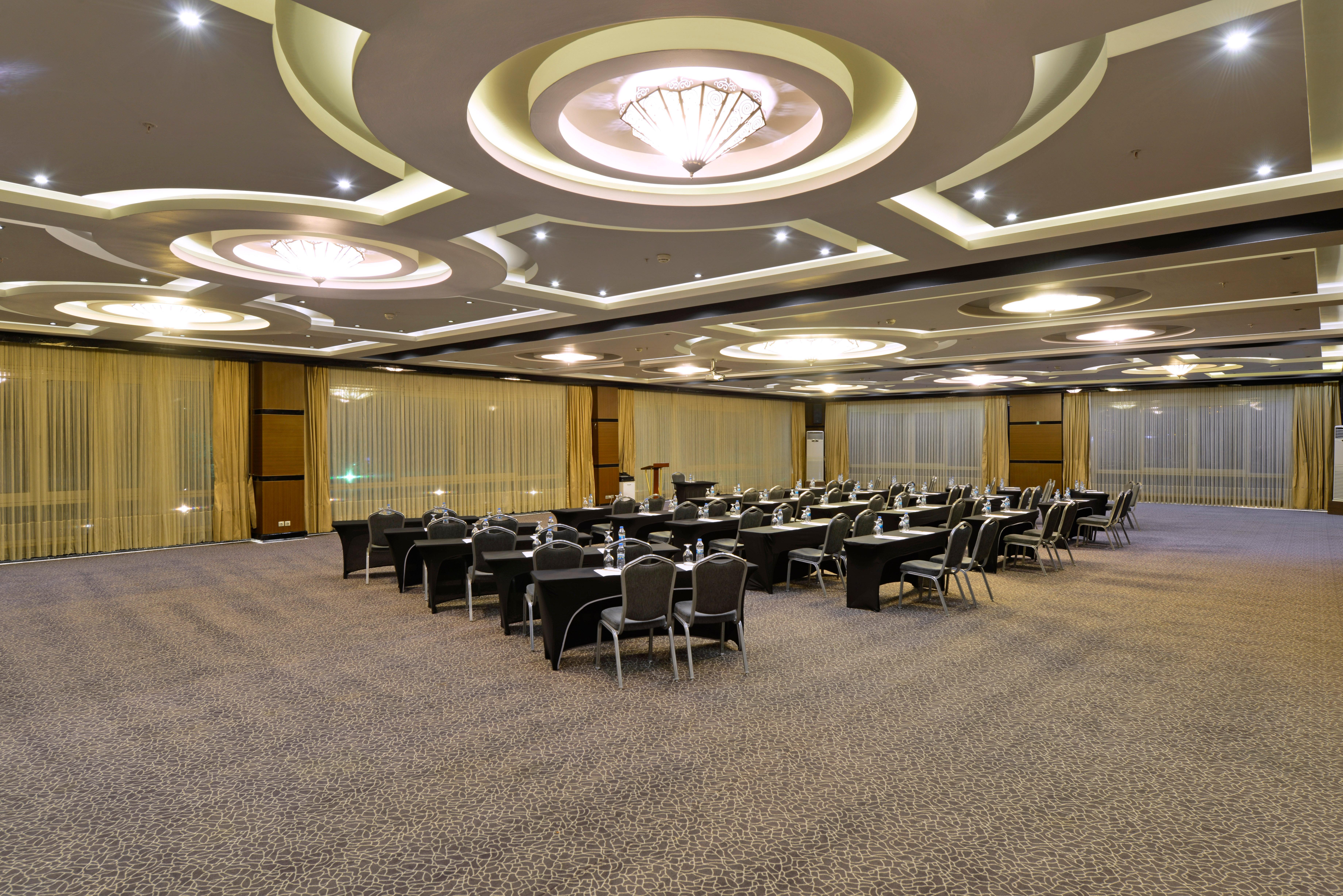 Euro Park Hotel