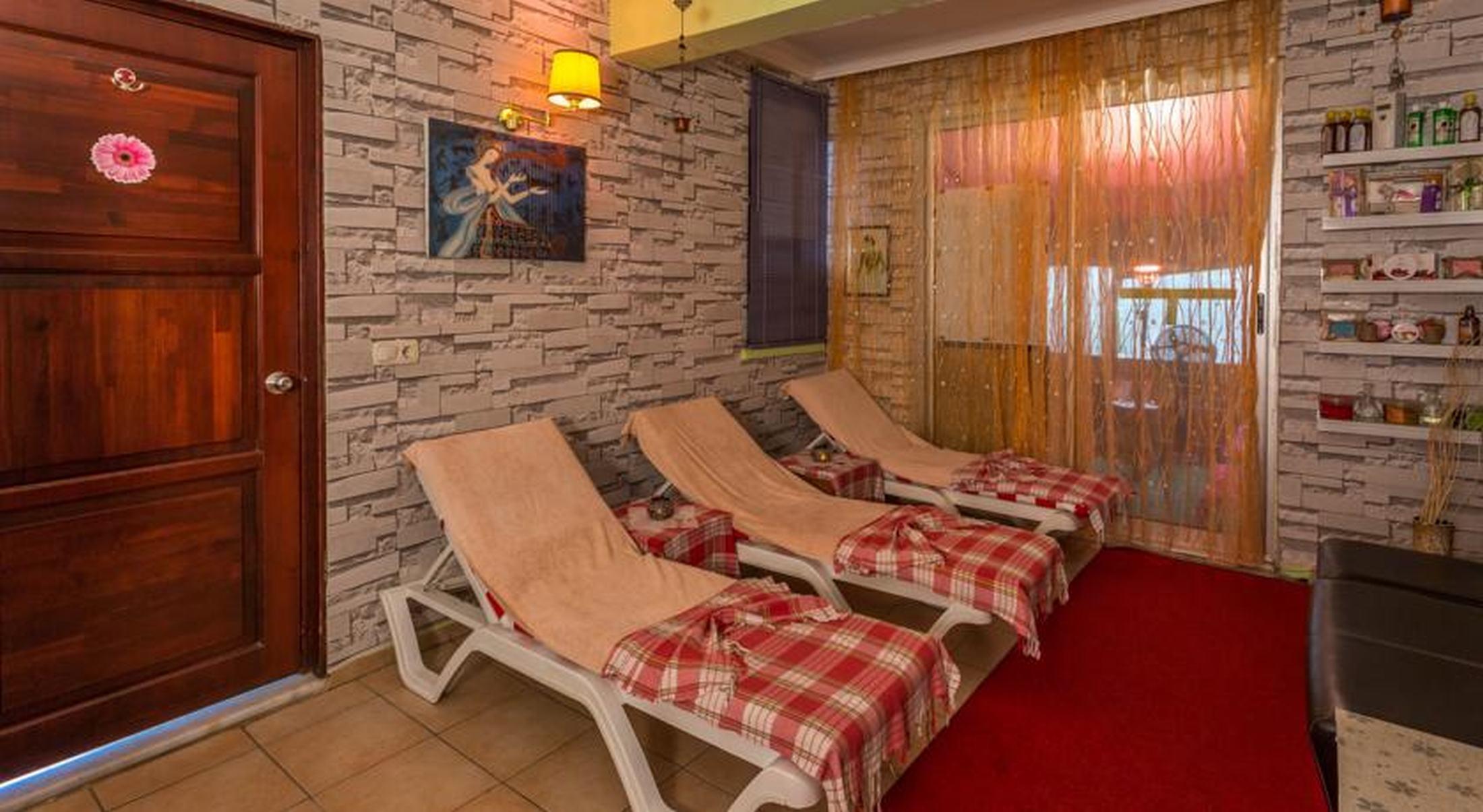 Ozlem Garden 3*