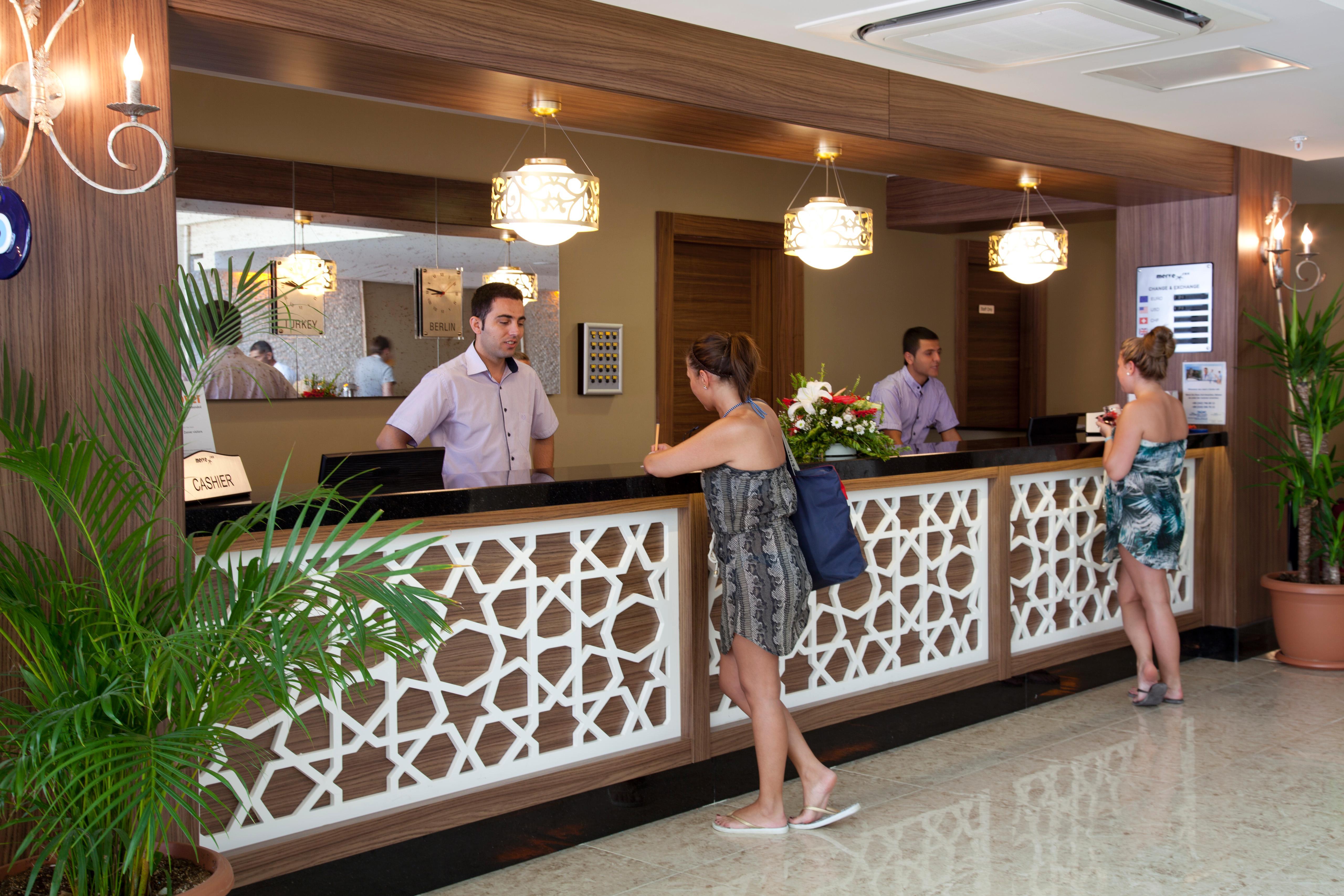 Hotel Merve Sun & 4*