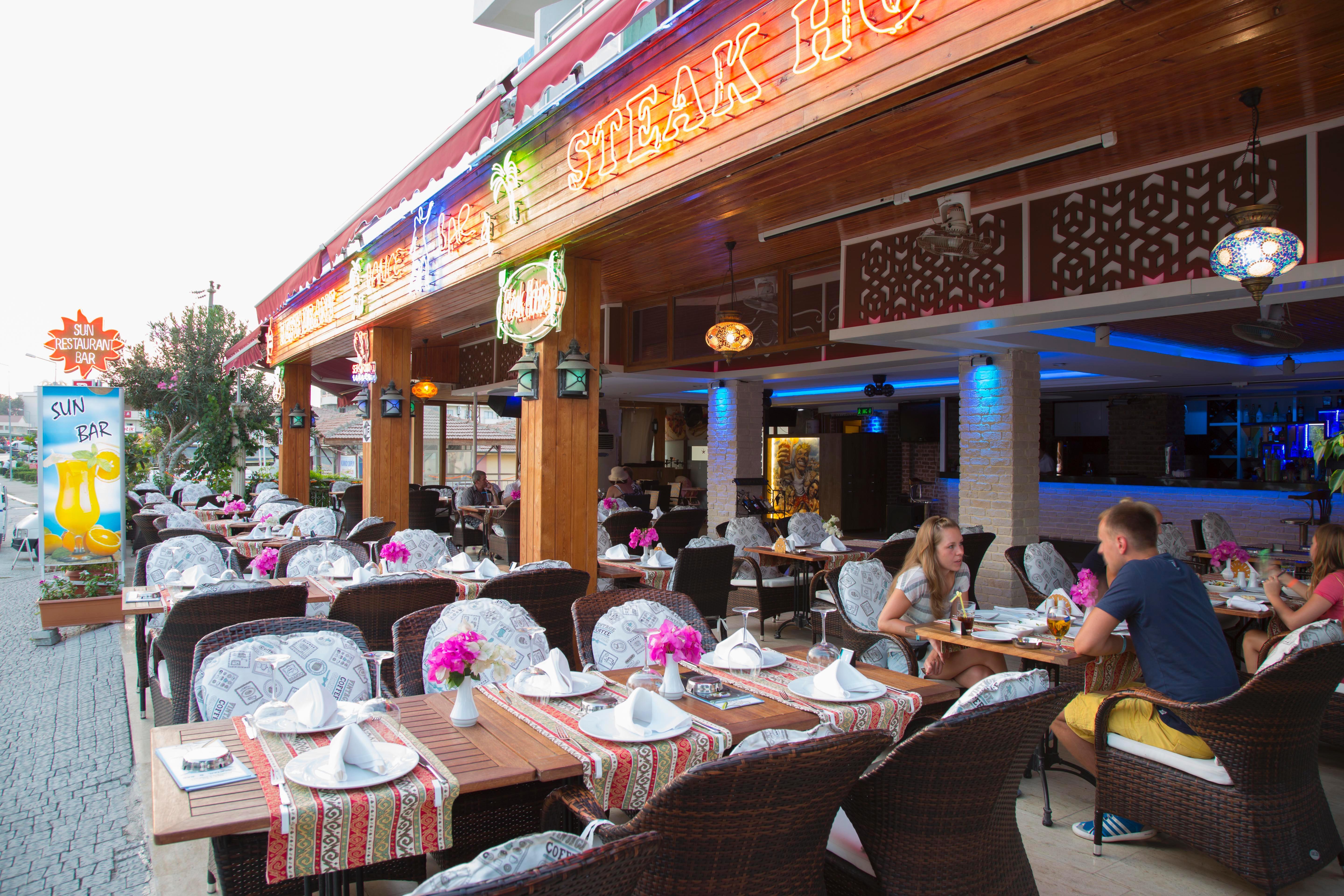 Merve Sun & Hotel