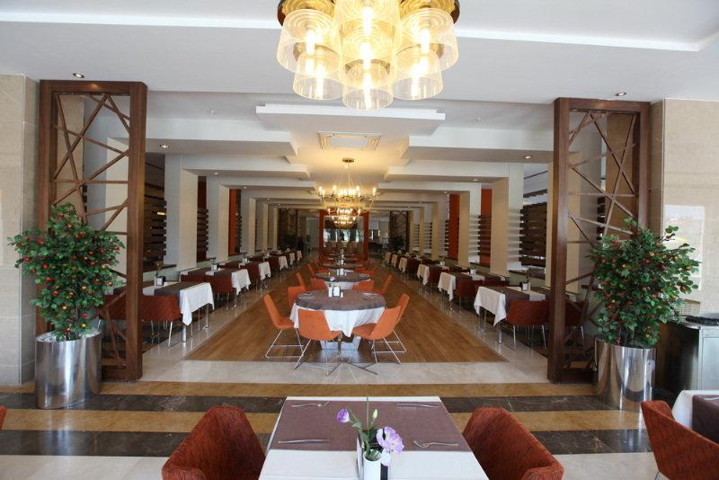 Seher Sun Palace And Side