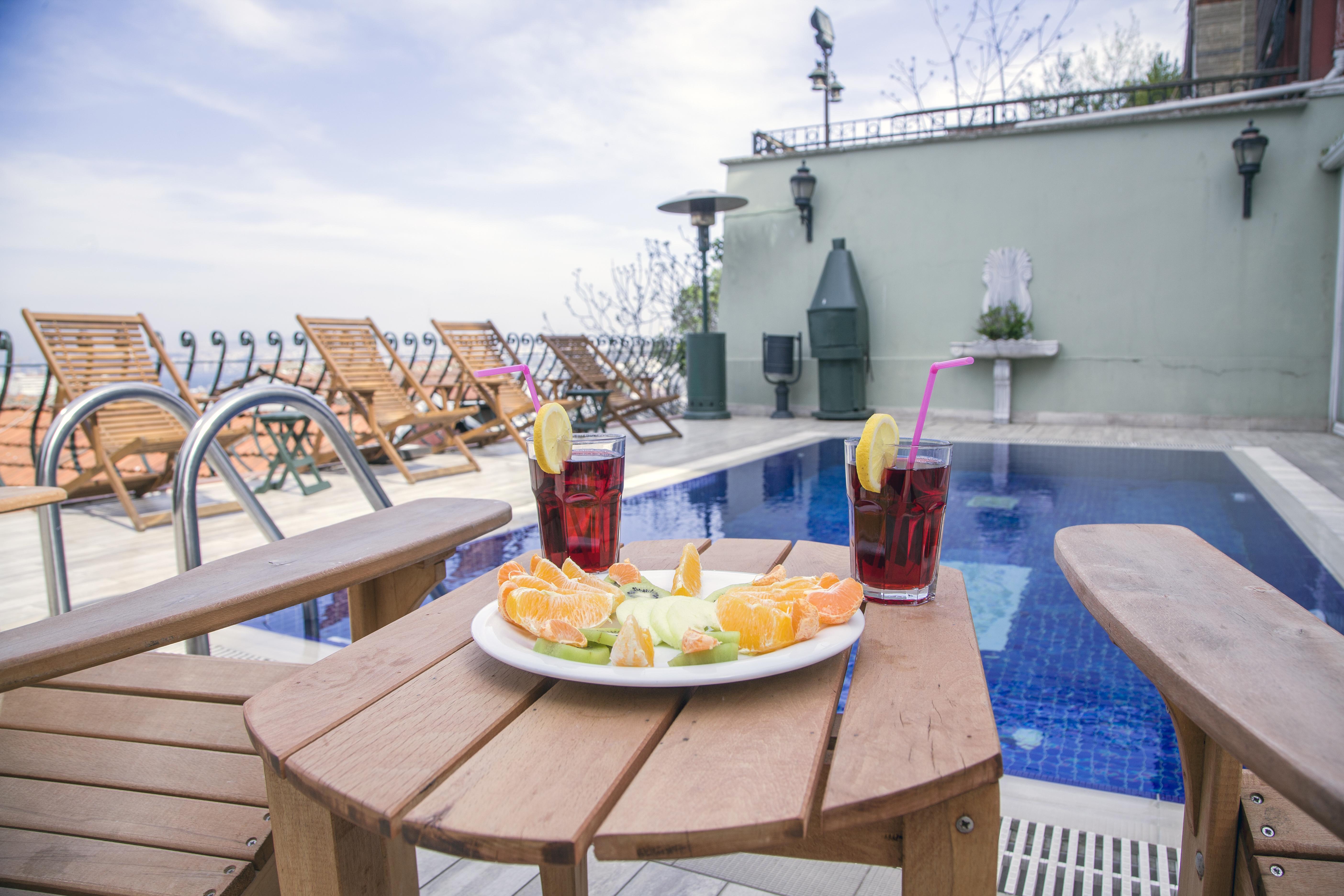 Hhk Hotel 4*