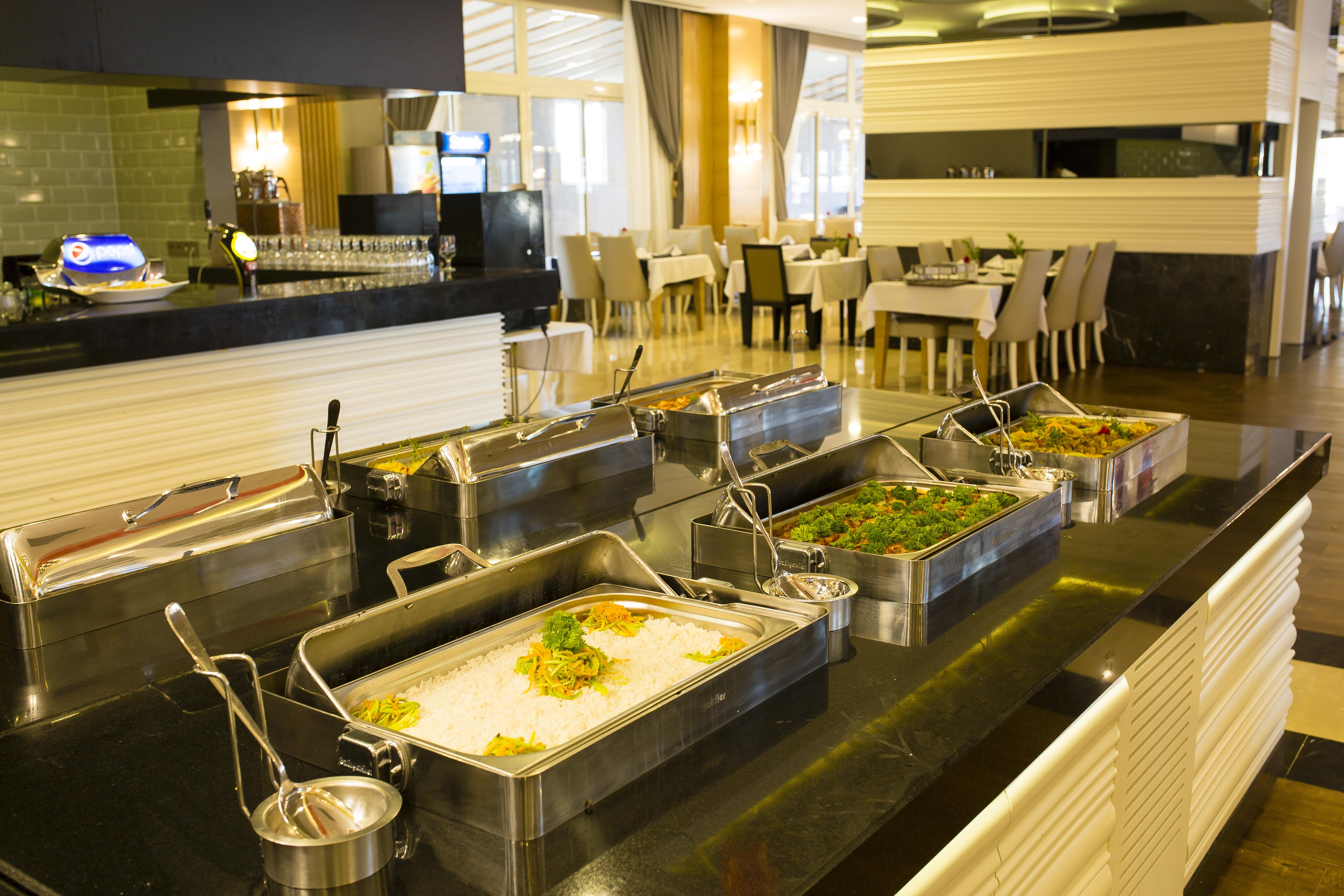 Hotel Port River &