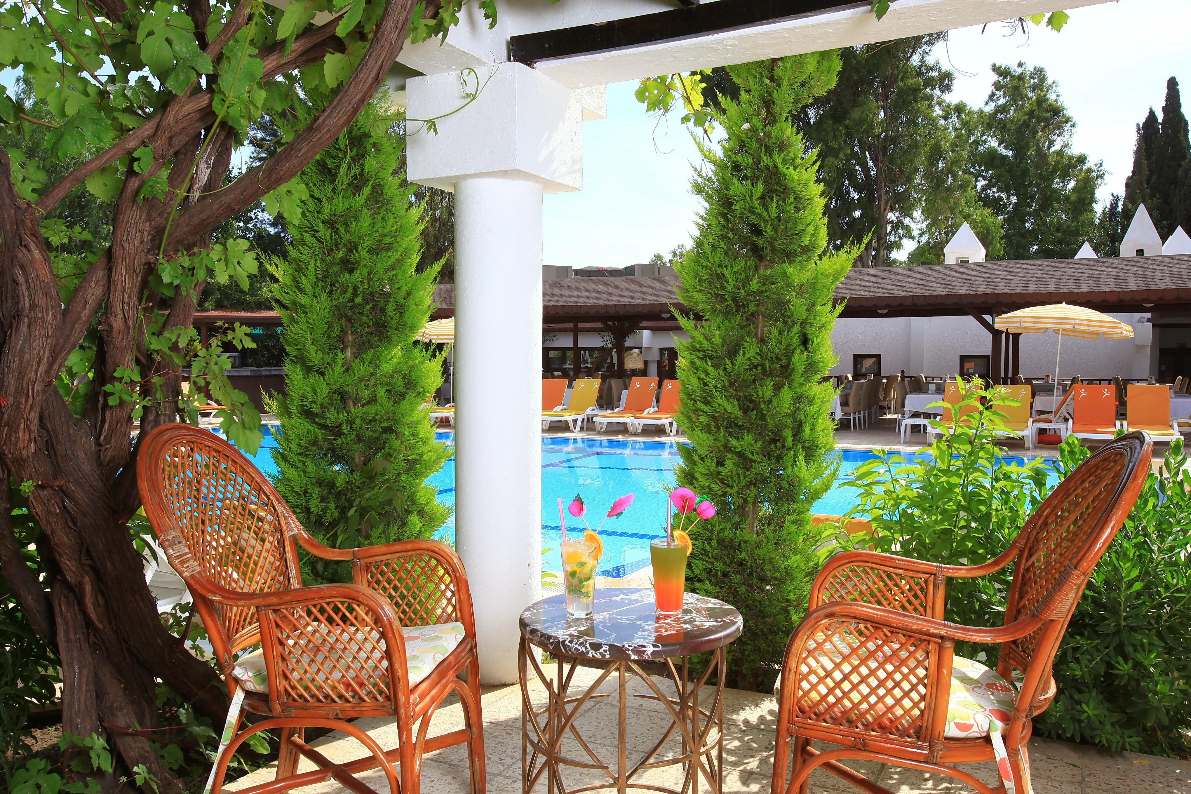 Garden Hotel 3*