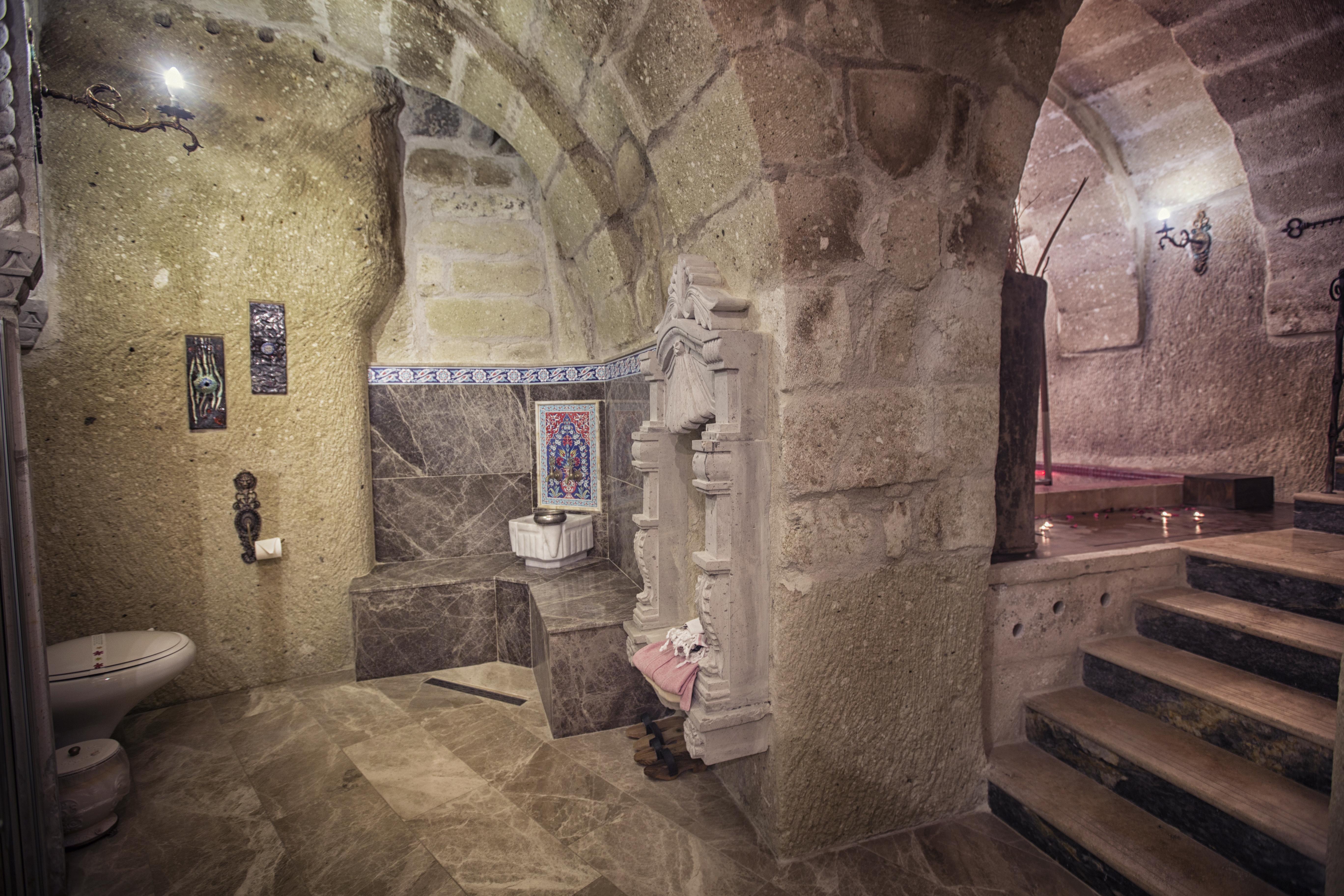 Elika Cave & Hotel 5*