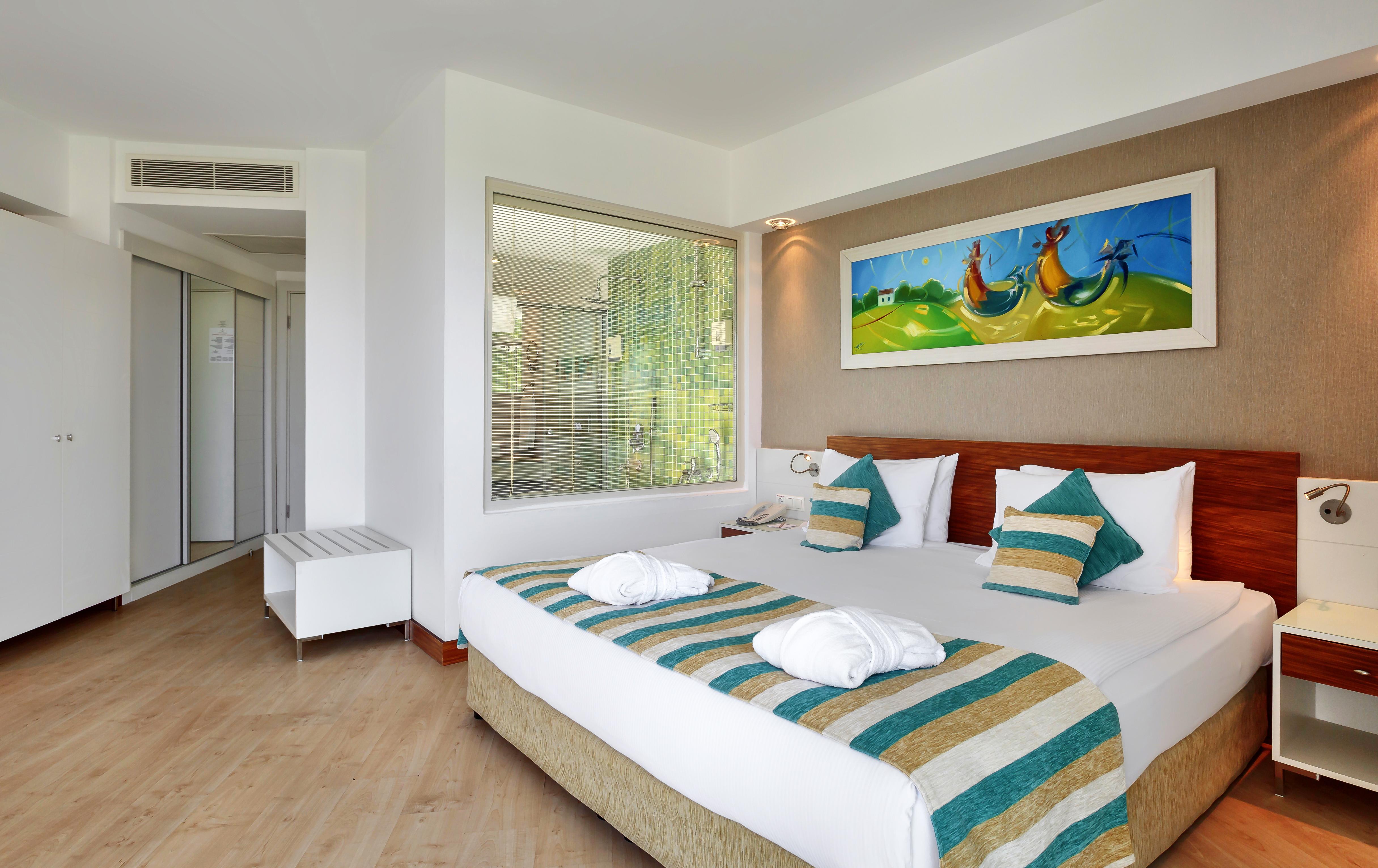 Sunis Evren & Hotel Side