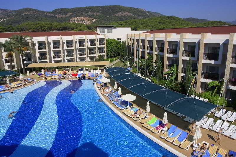 Tt Tropical Family Life Tropical Hotel