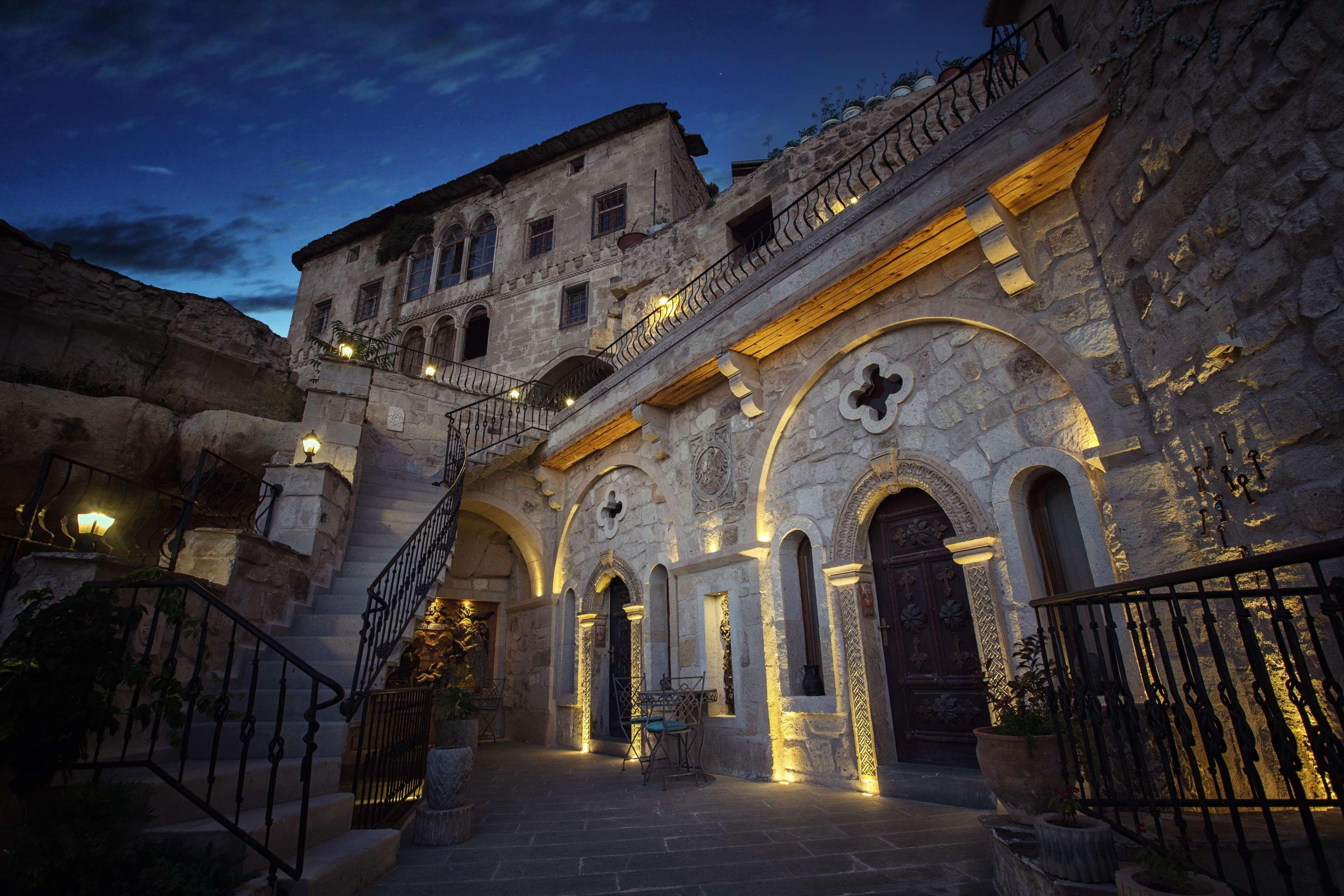 Hotel Elika Cave &