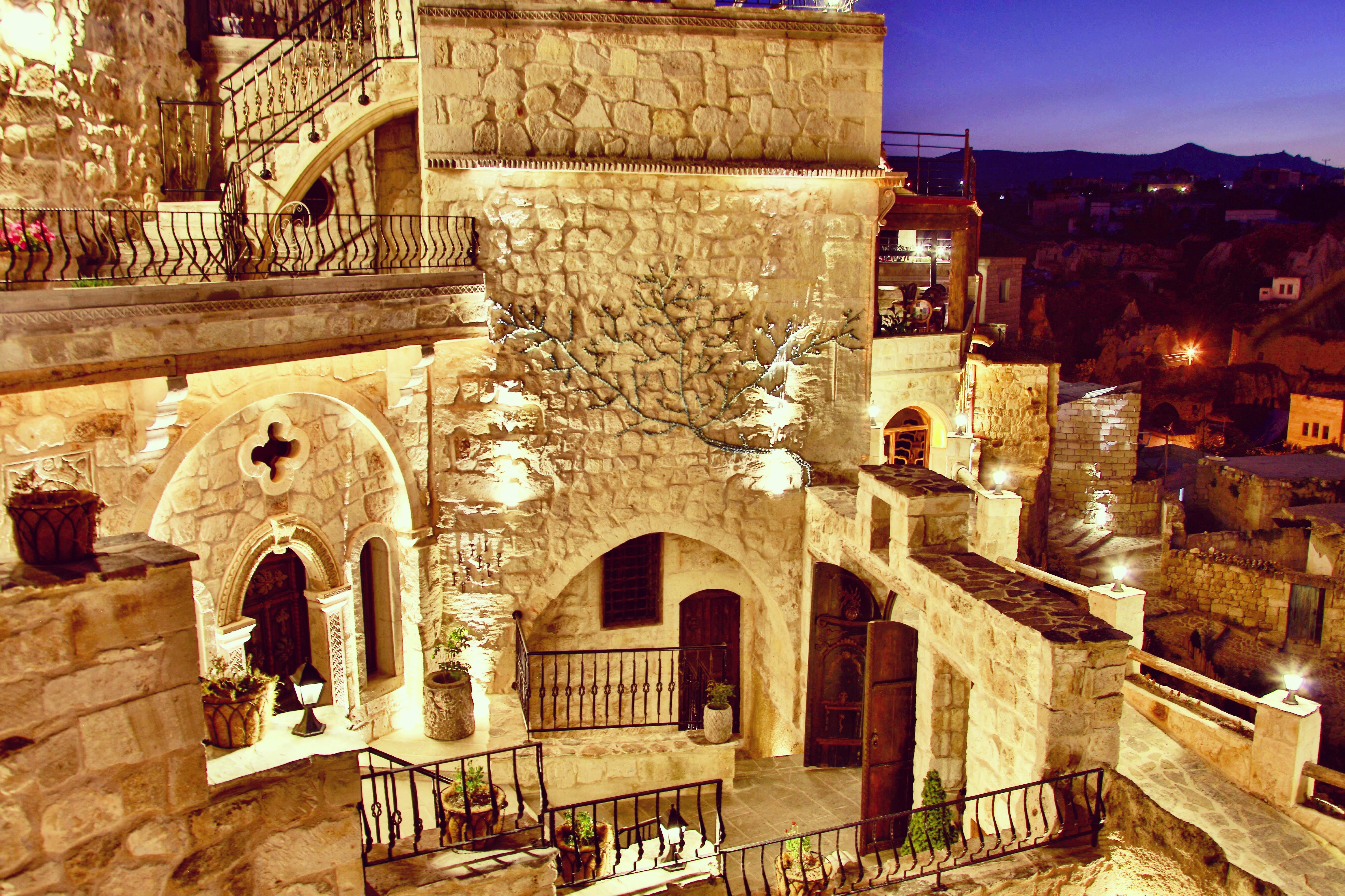 Elika Cave & Hotel 5*