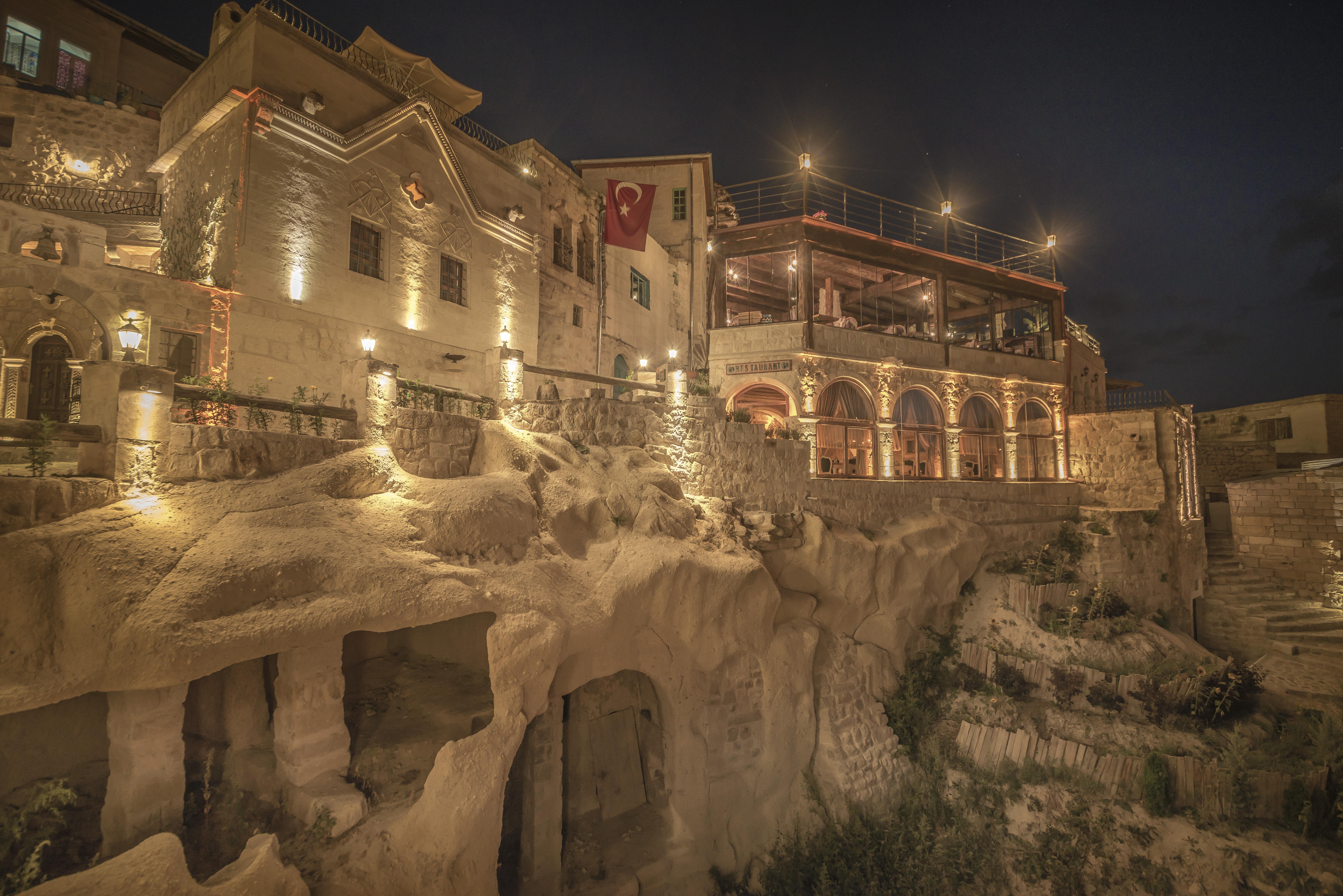 Elika Cave & Hotel 5*