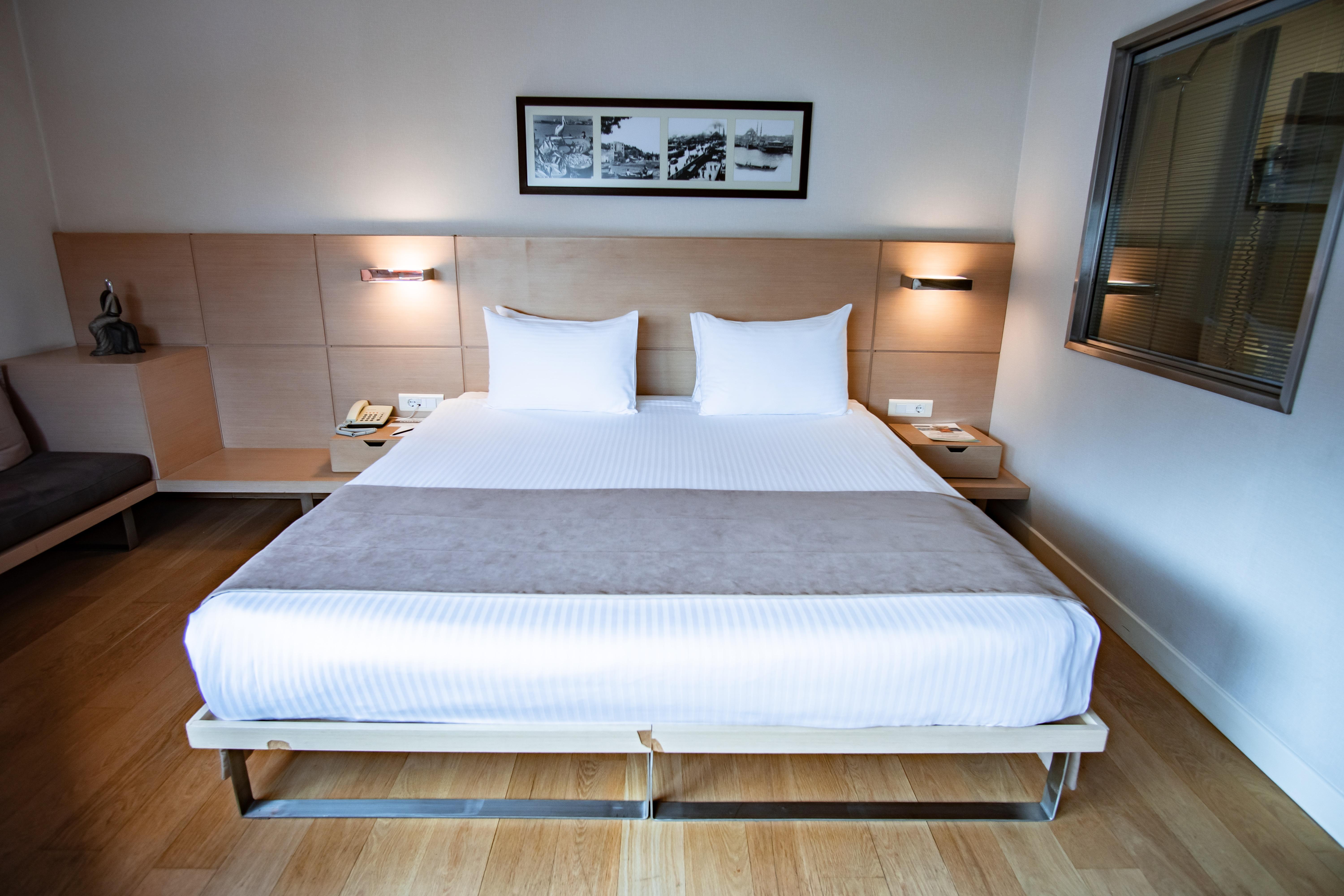 Hotel Eresin Taxim & Premier 4*
