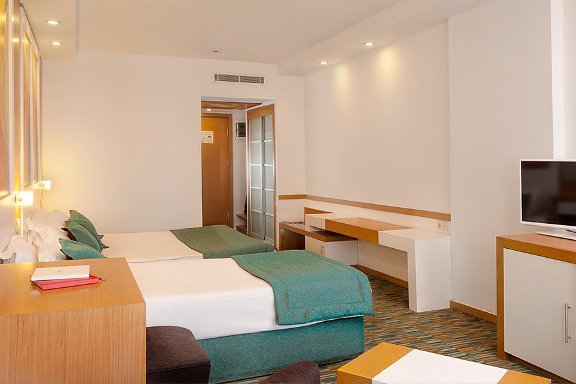 Alkoclar Adakule 5* Kusadasi
