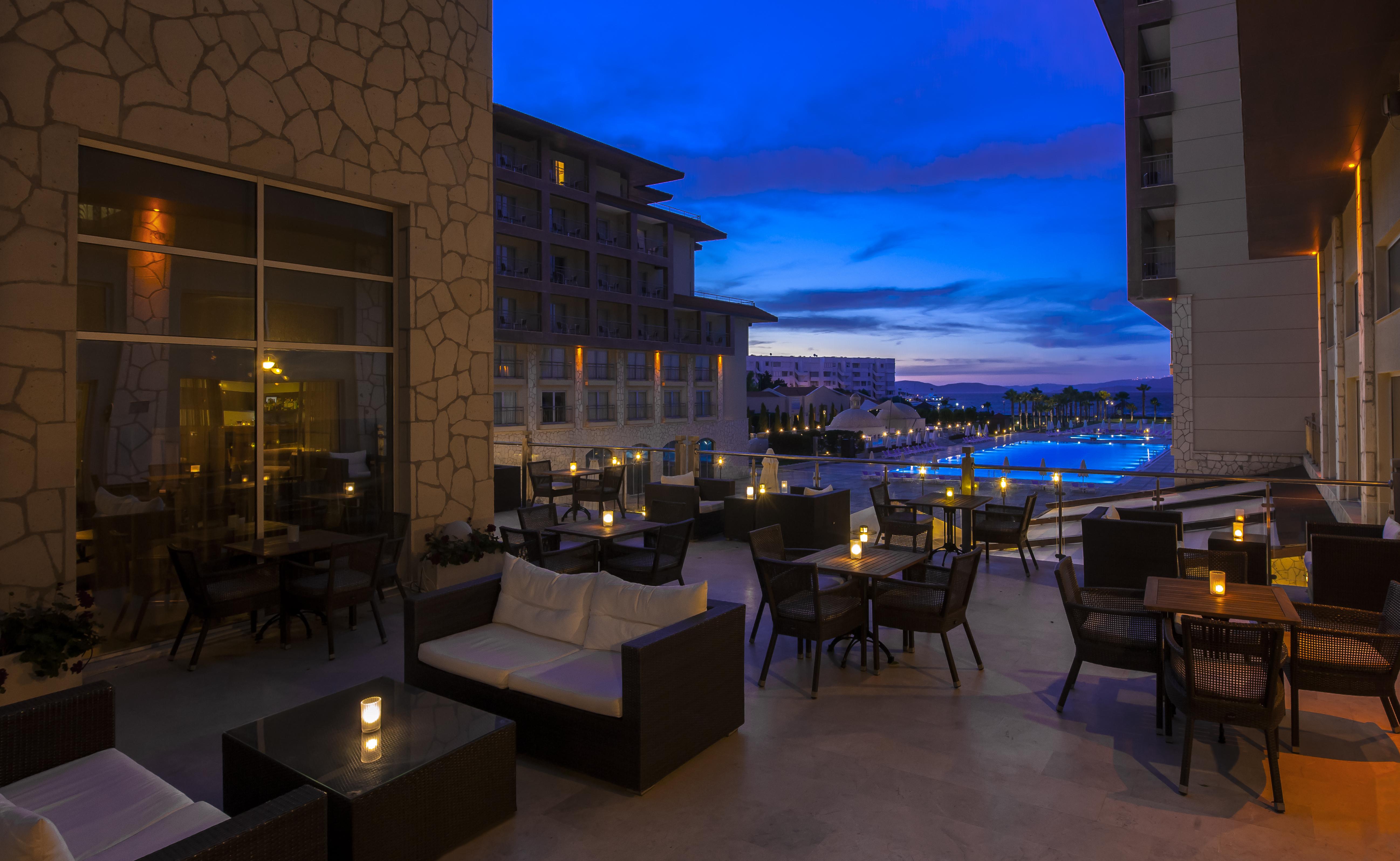 Radisson Blu & 5* Cesme
