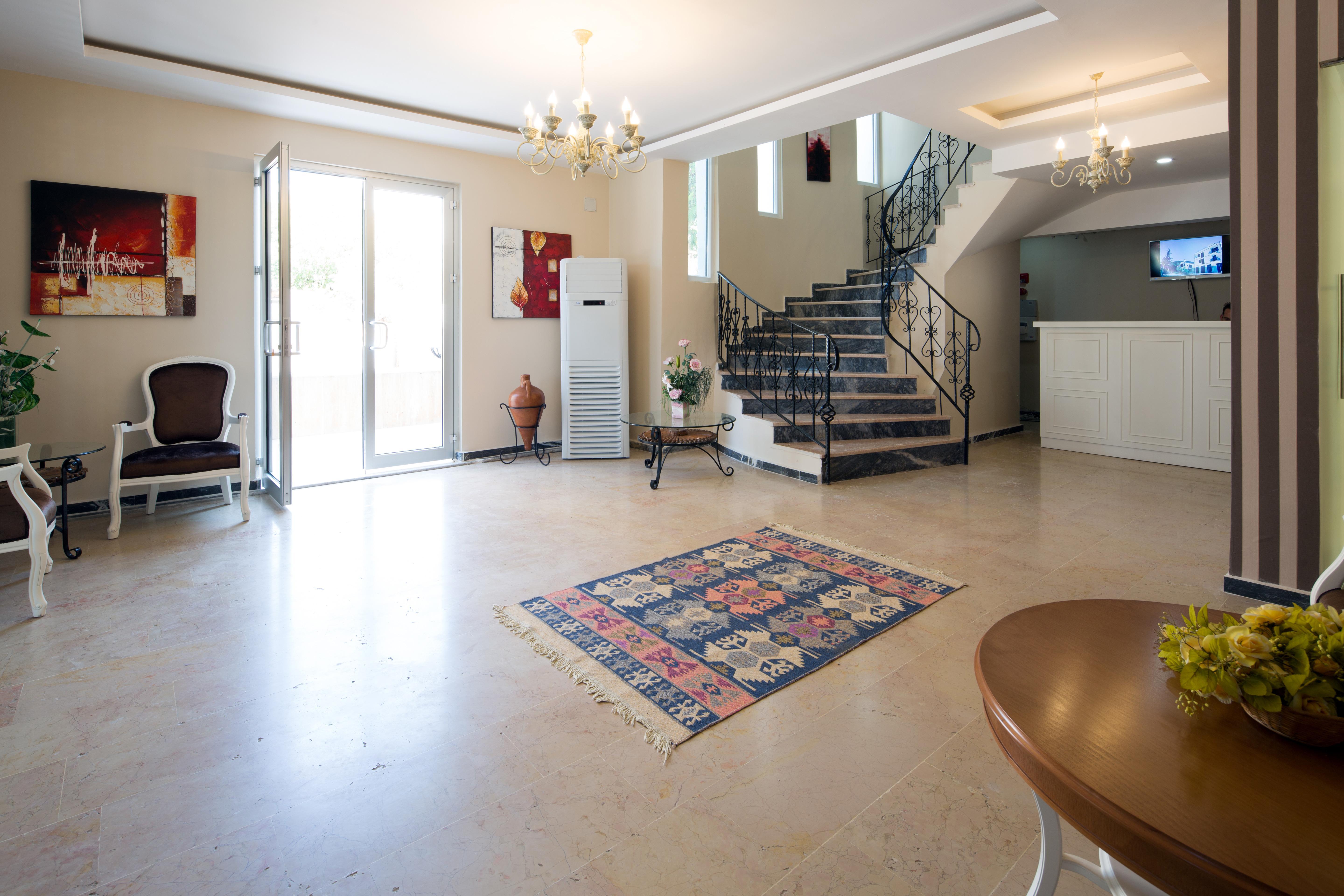 Enda Boutique Hotel 3*
