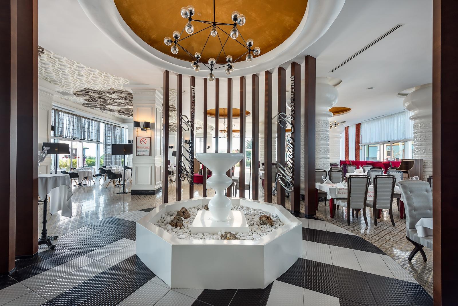Vikingen Infinity & Hotel 5*