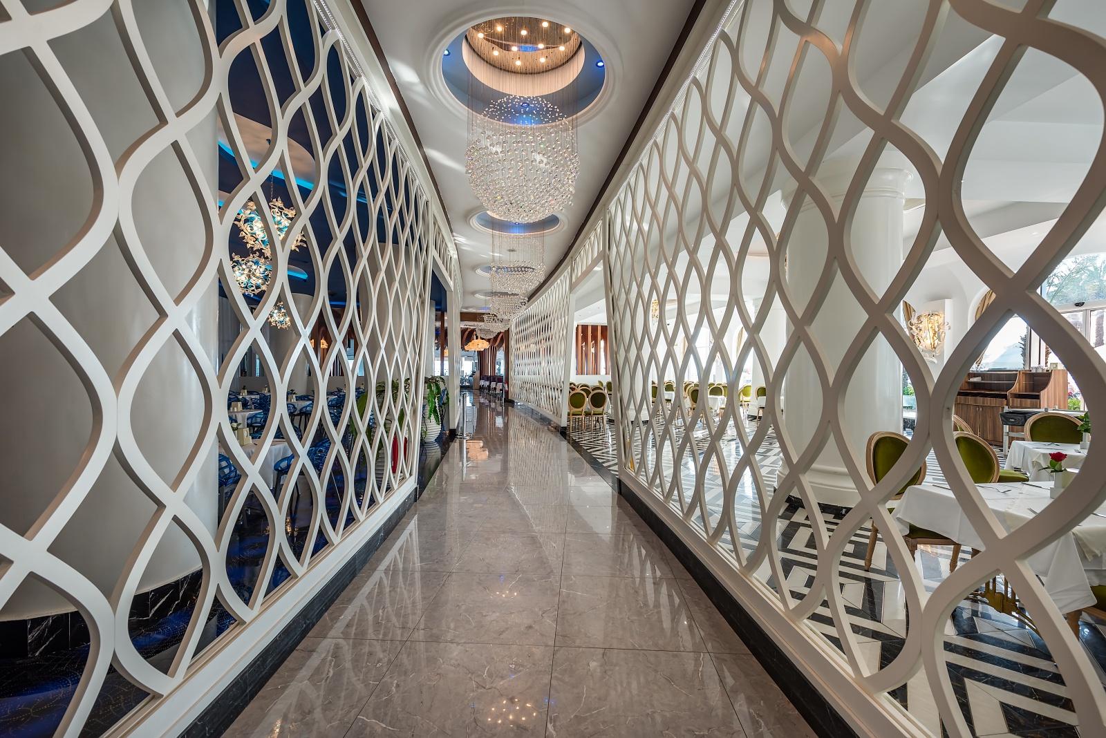 Vikingen Infinity & Hotel 5*