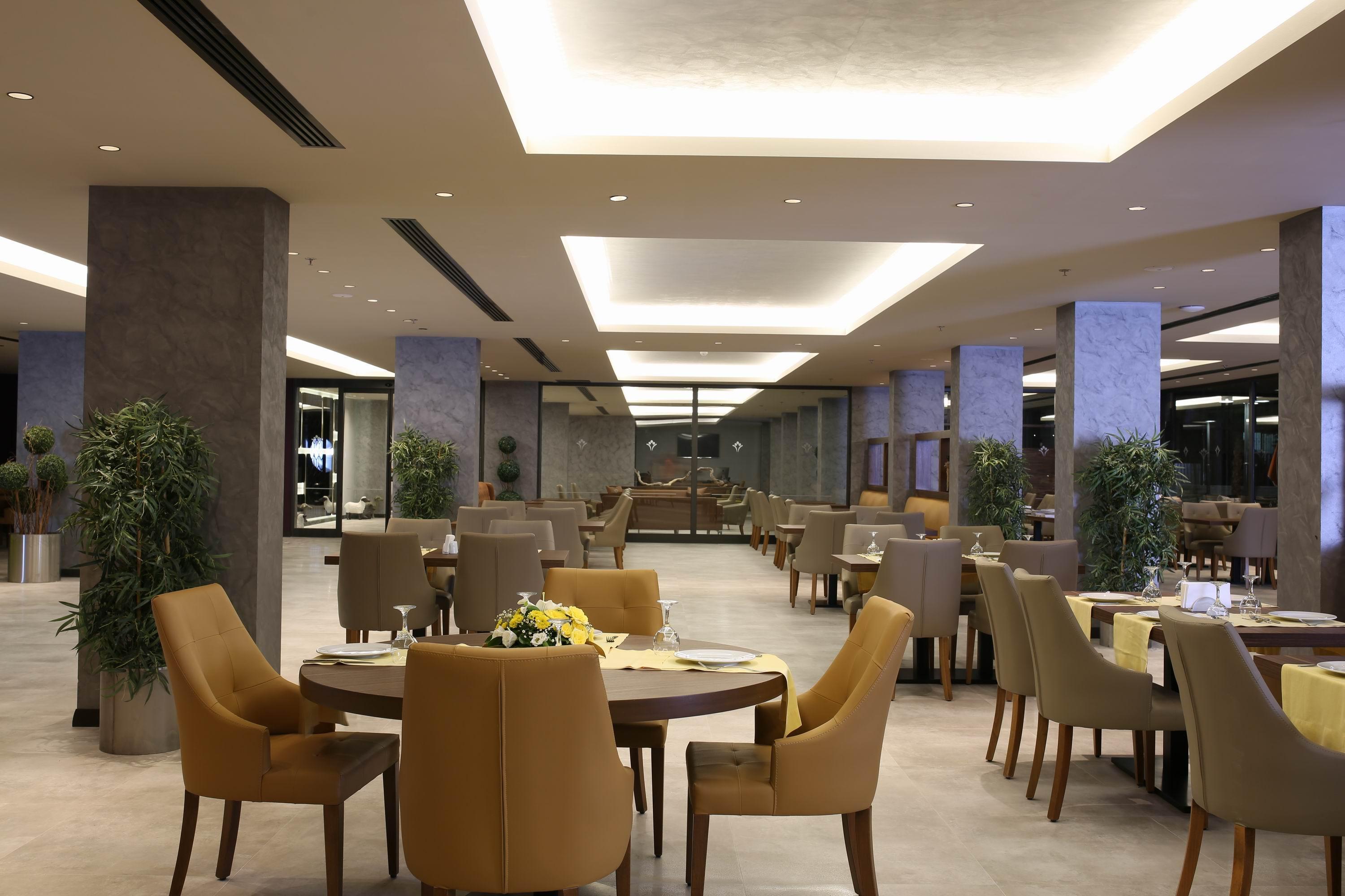Hotel Mirage World