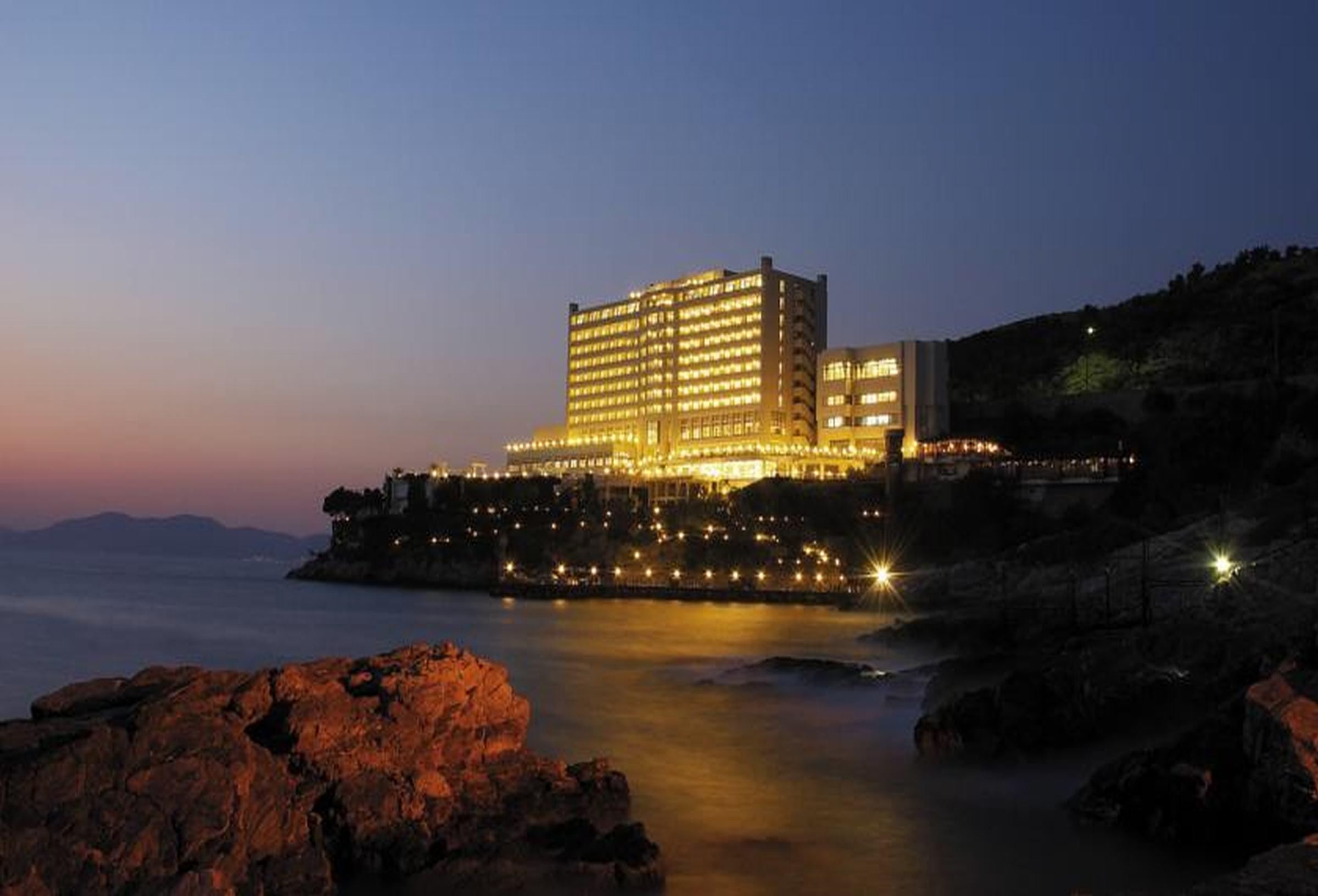 Korumar Deluxe Resort