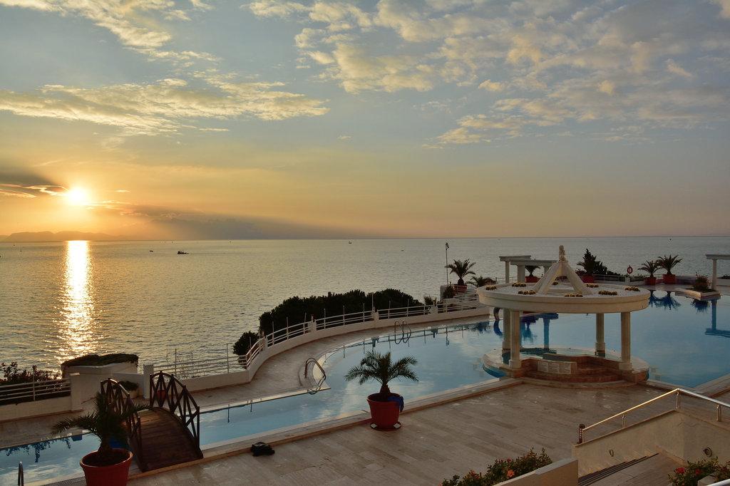 Resort Korumar Deluxe Kusadasi