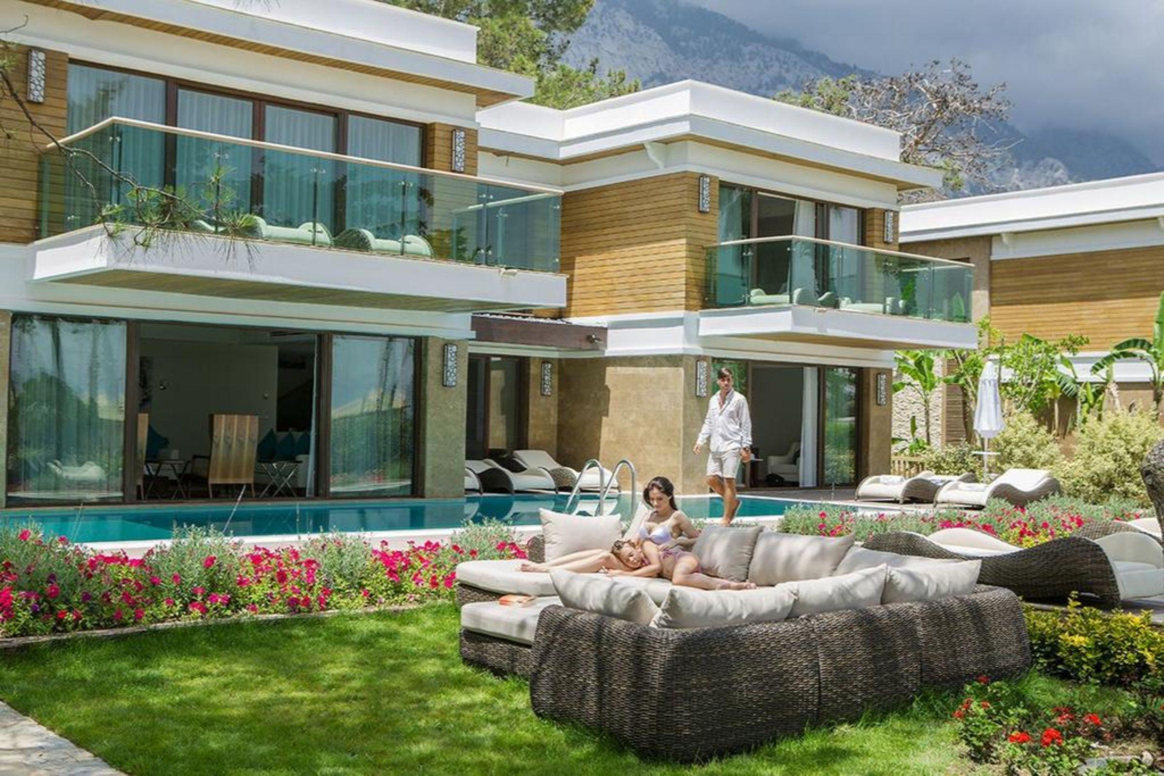 Resort Nirvana Mediterranean Excellence 5*
