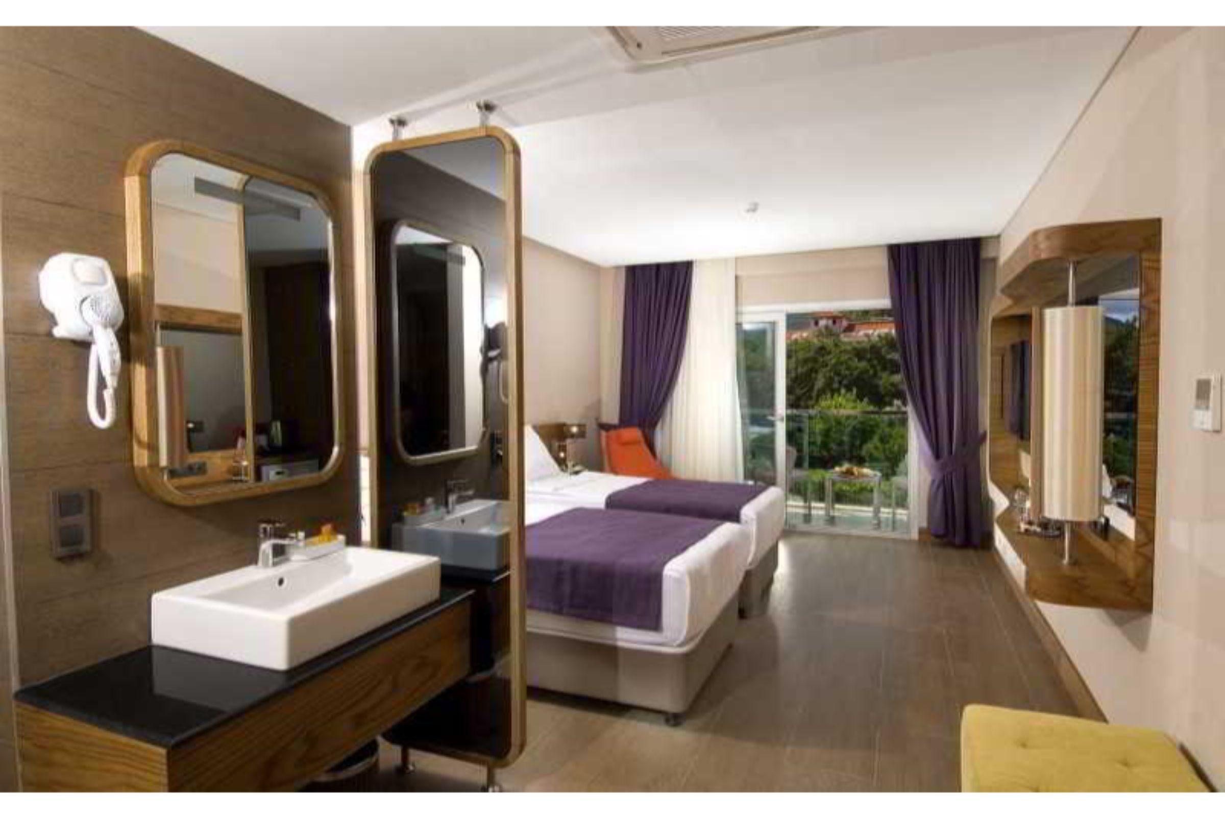 Casa De Maris & Adult Only 16 Hotel 5*
