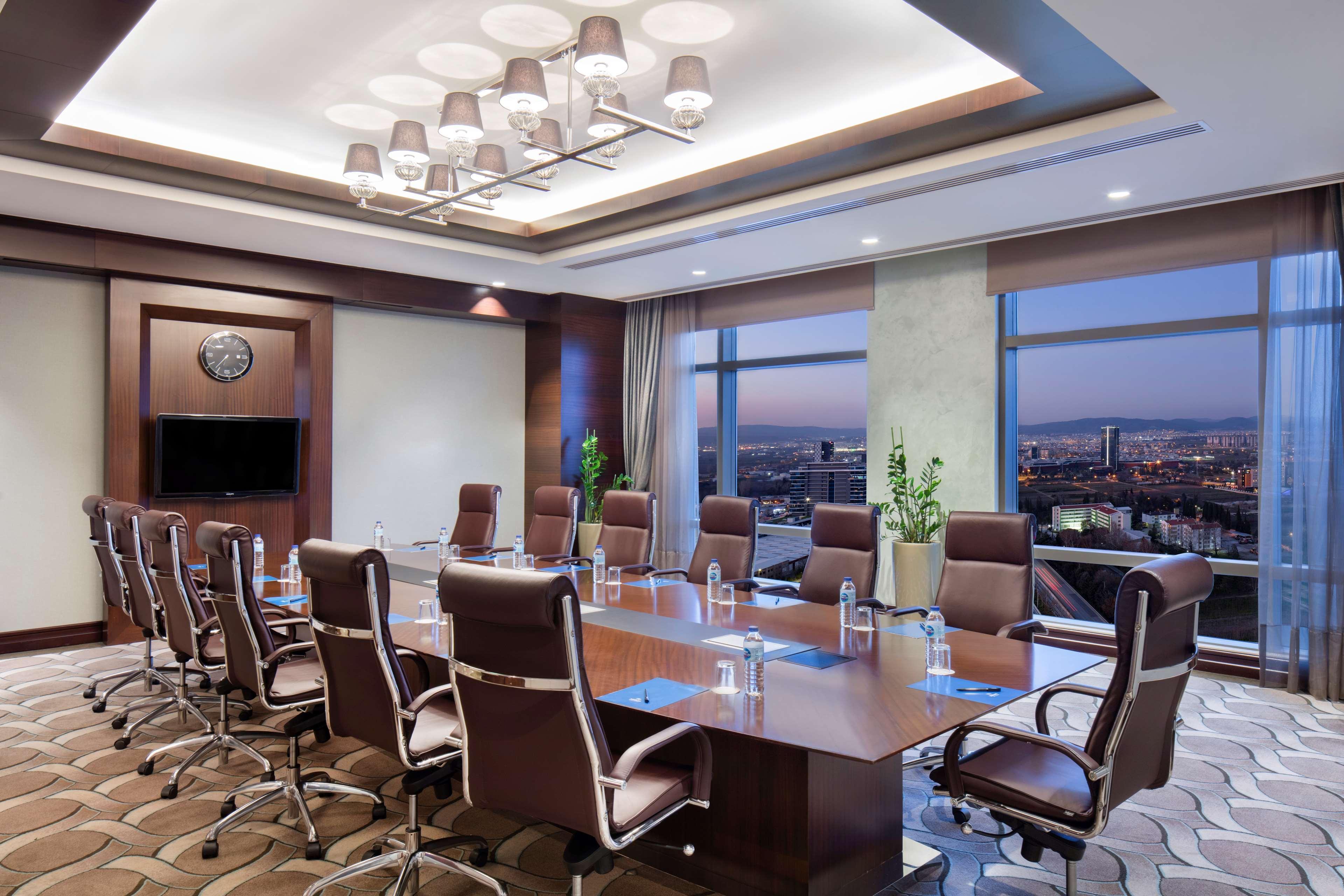 Hilton Convention Center & Bursa
