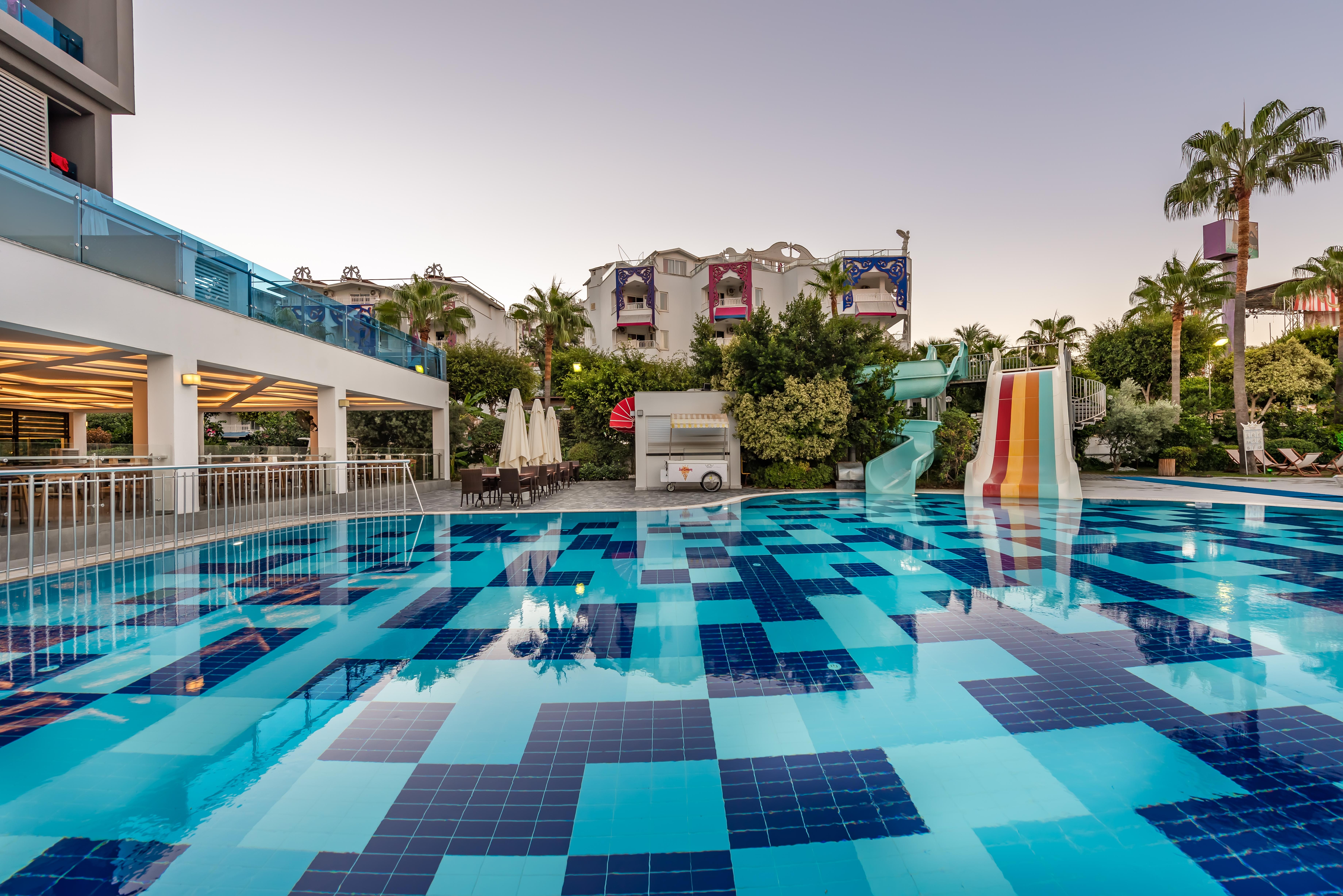 White City Beach Adult Only 4*