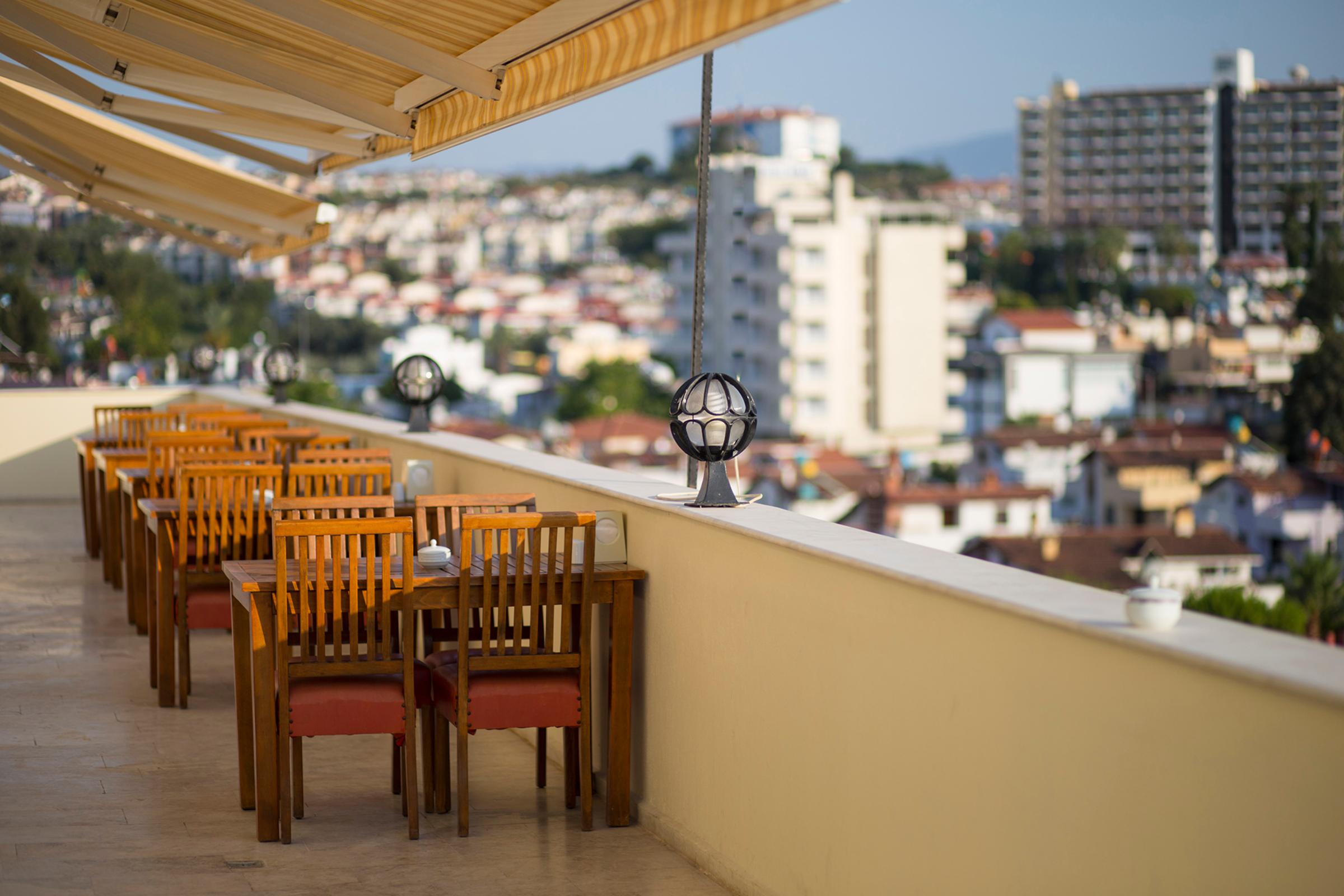 Tuntas Family Aparthotel 4*