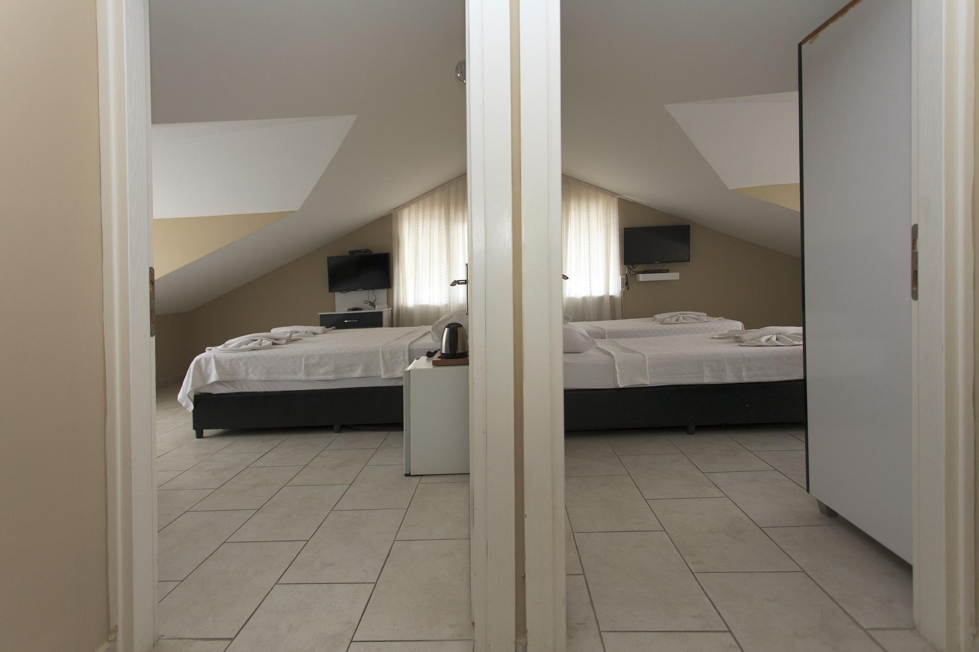 Hotel Peace