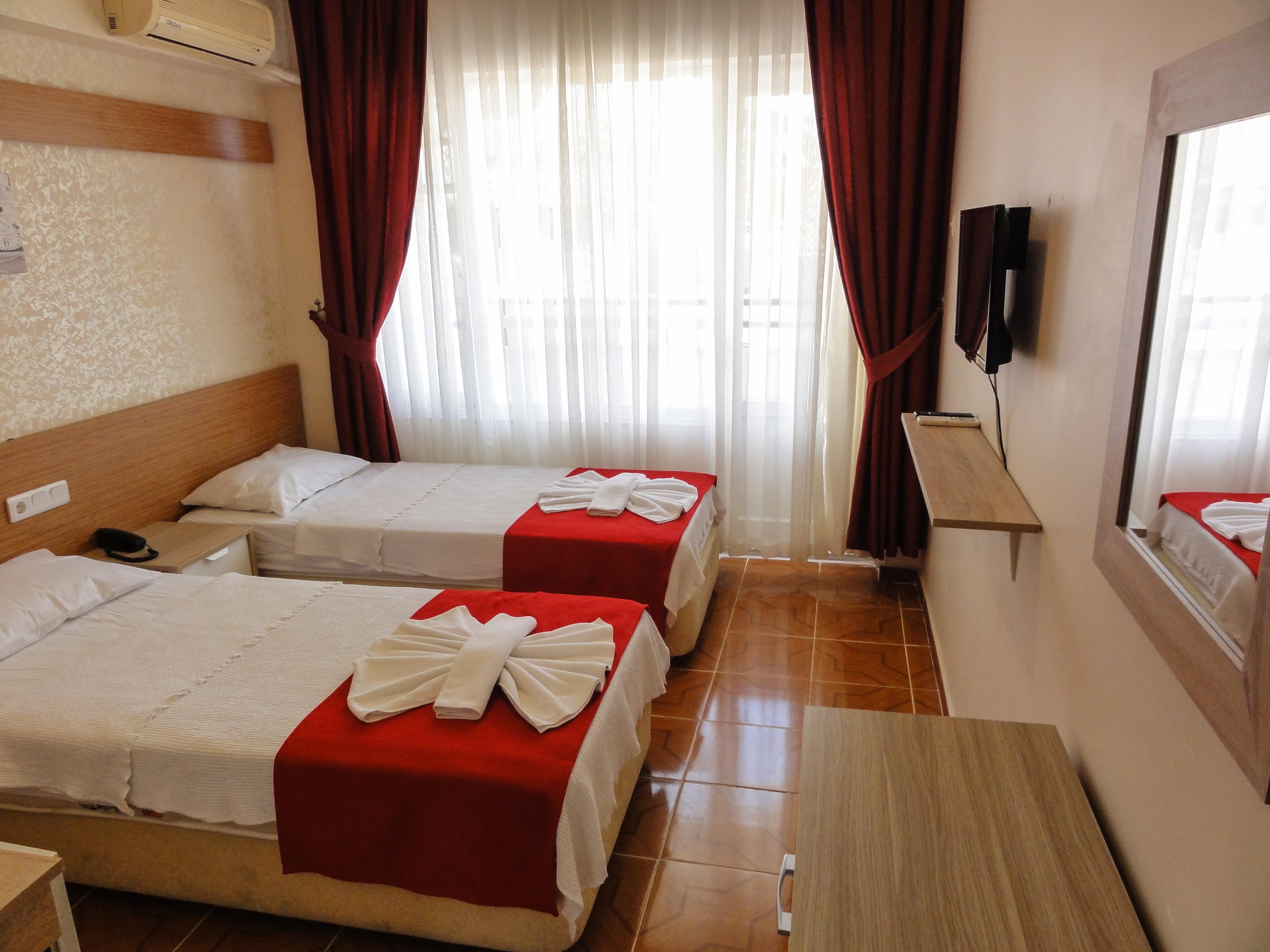 Hotel Altinersan 3*