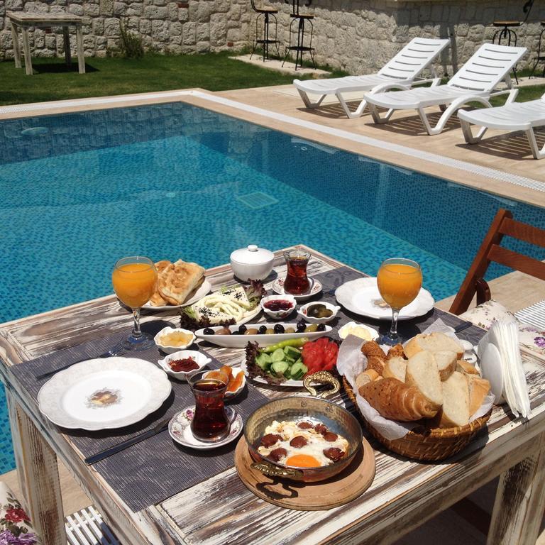 Ruezgar Guelue Butik Otel Bed & Breakfast 2*