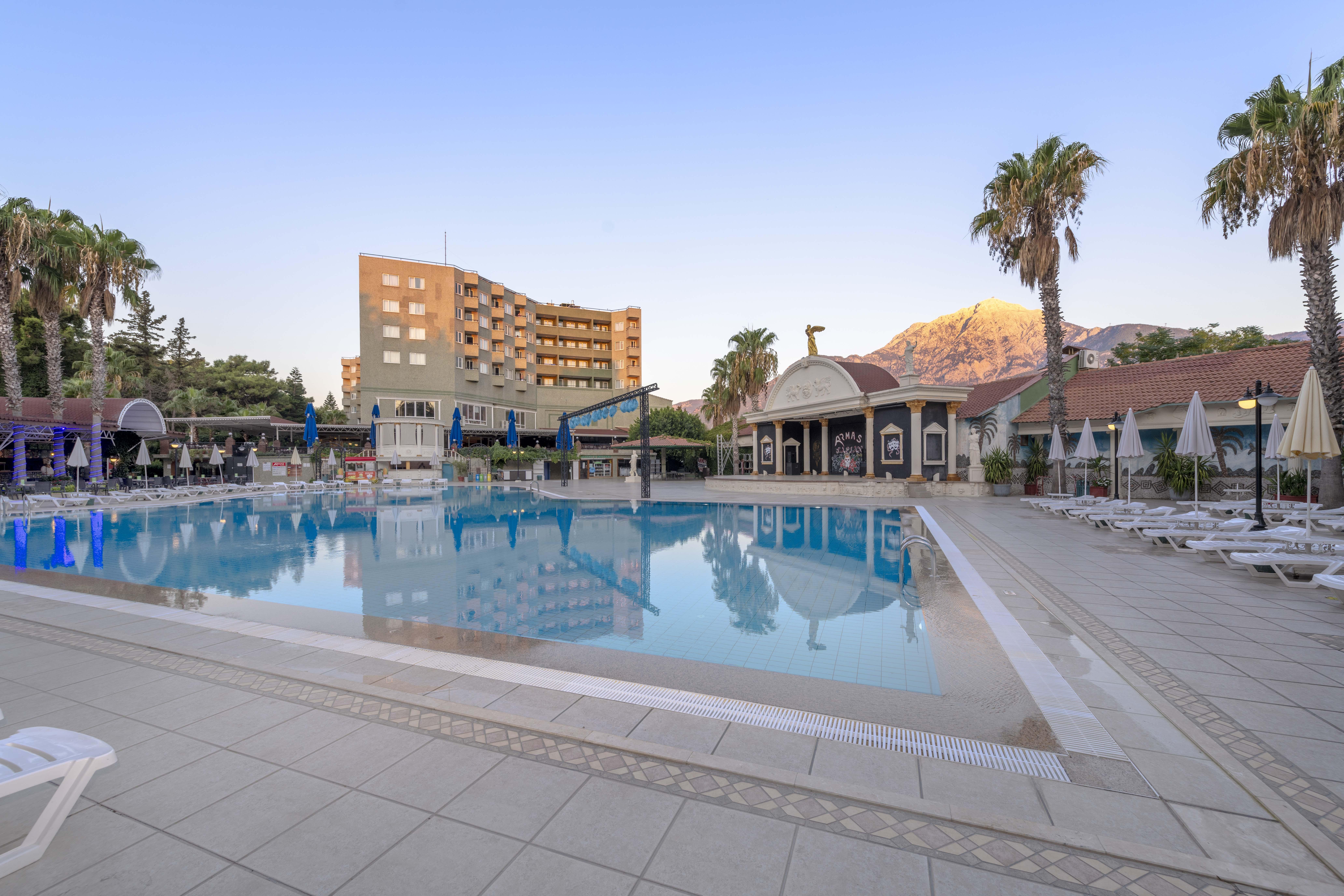 Armas Kaplan Paradise 4*