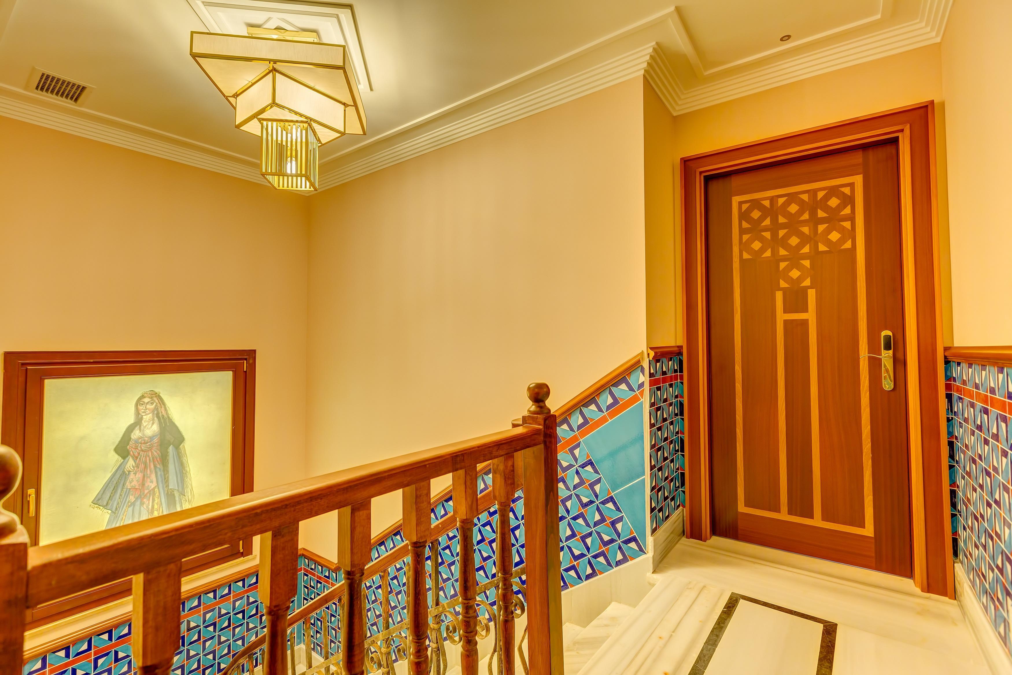 Lalahan Hotel