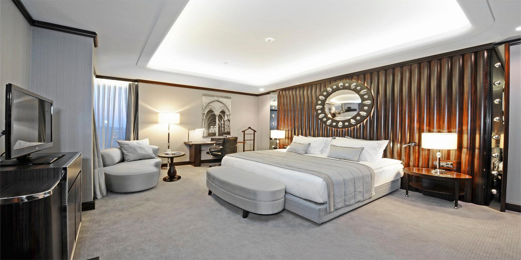 Crowne Plaza Convention Center & Thermal By Ihg Hotel 5*