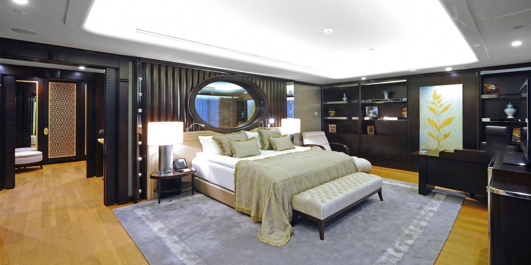 Crowne Plaza Convention Center & Thermal By Ihg 5*
