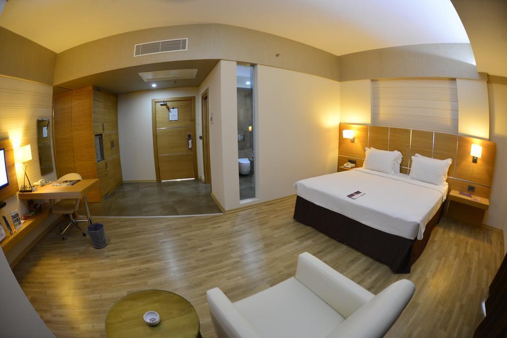 Hotel Anemon Grand