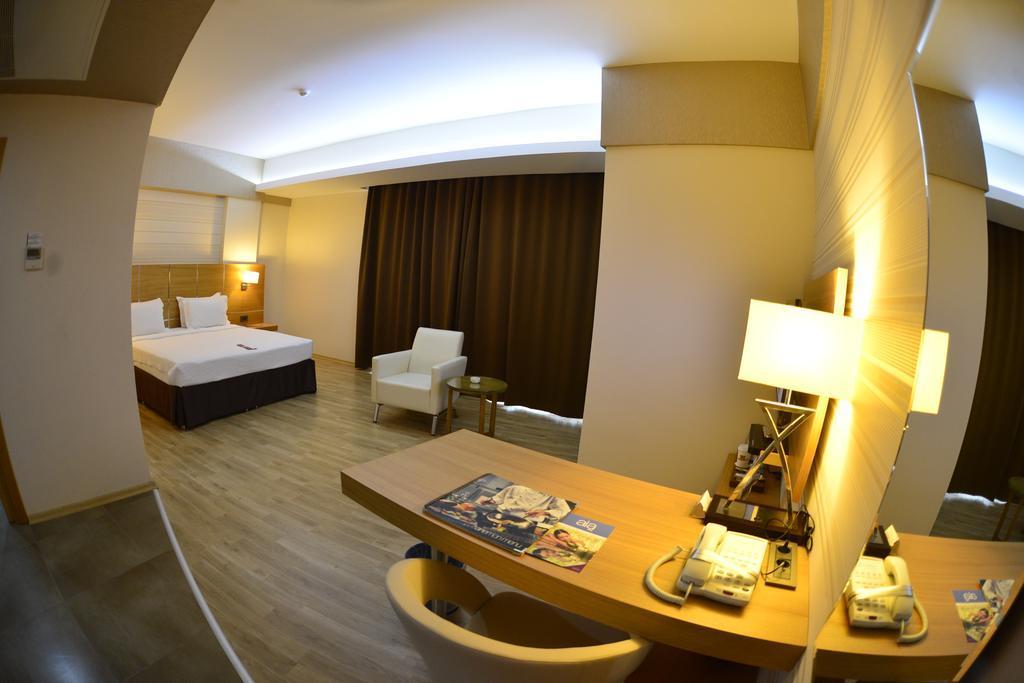 Hotel Anemon Grand Adana